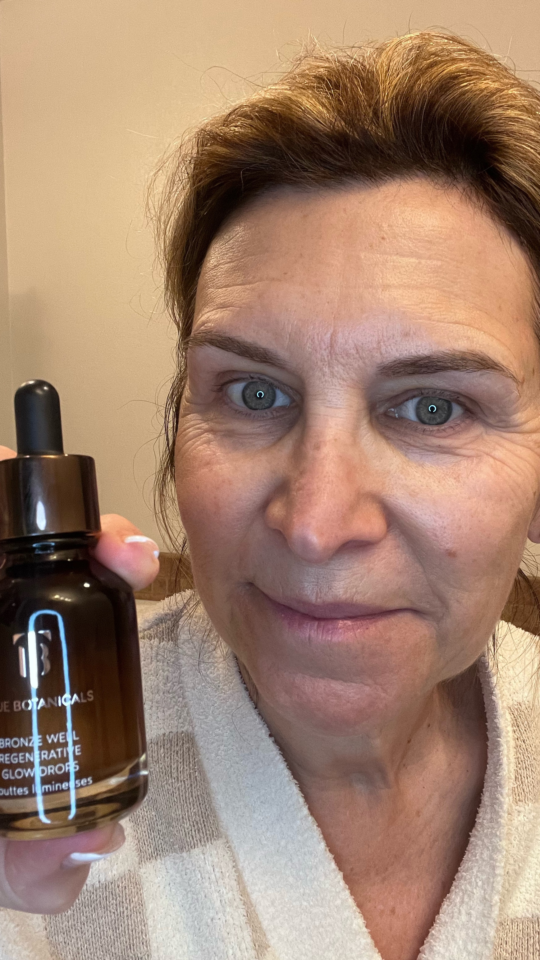 A bronzed glow without the sun exposure! 🤌🏻

#LTKBeauty #LTKOver40