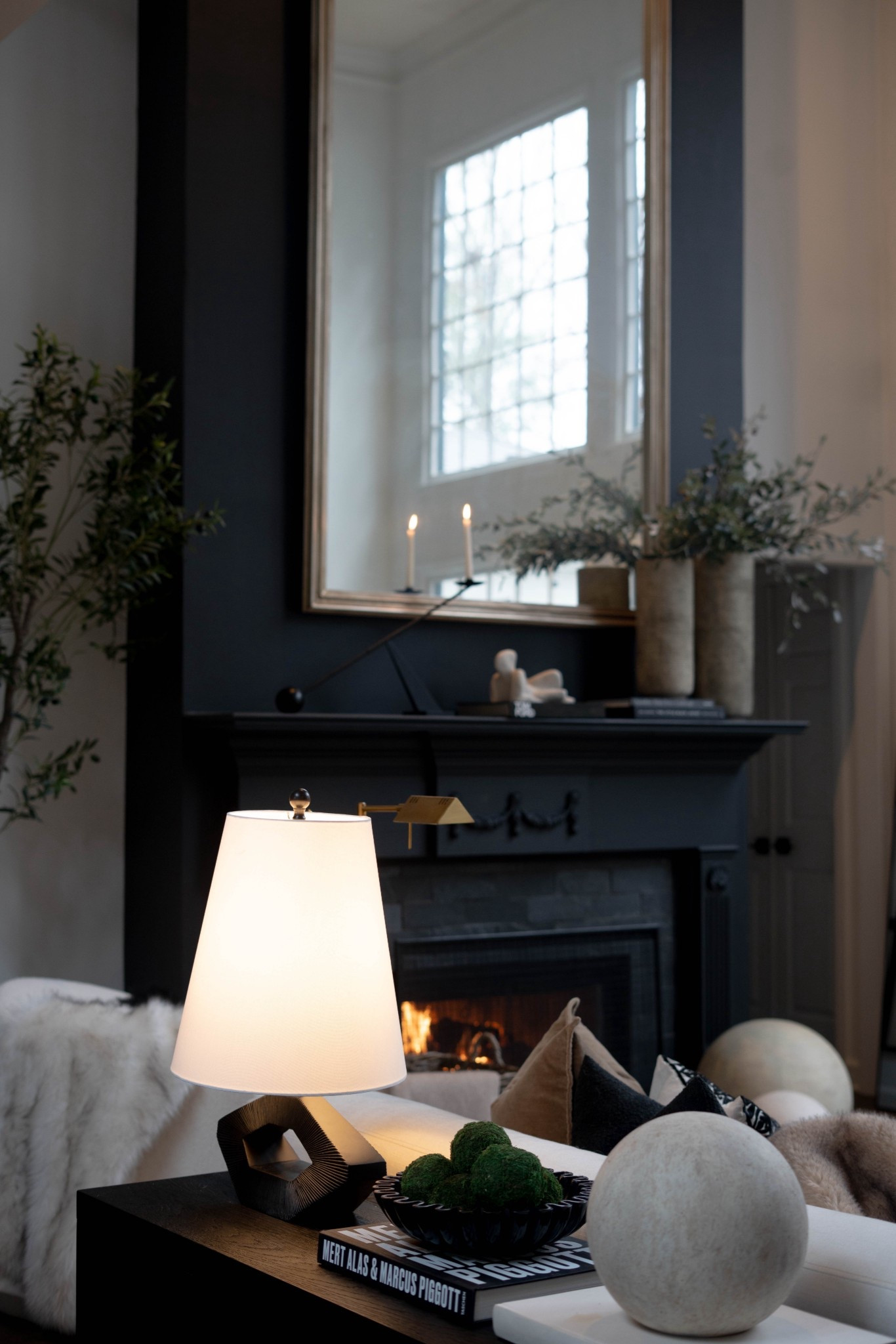 Look at this lamp!!!! She just arrived and she looks perfectly at home here!

Modern organic luxury home decor

#LTKmomlife #LTKHome #LTKdayinmylife