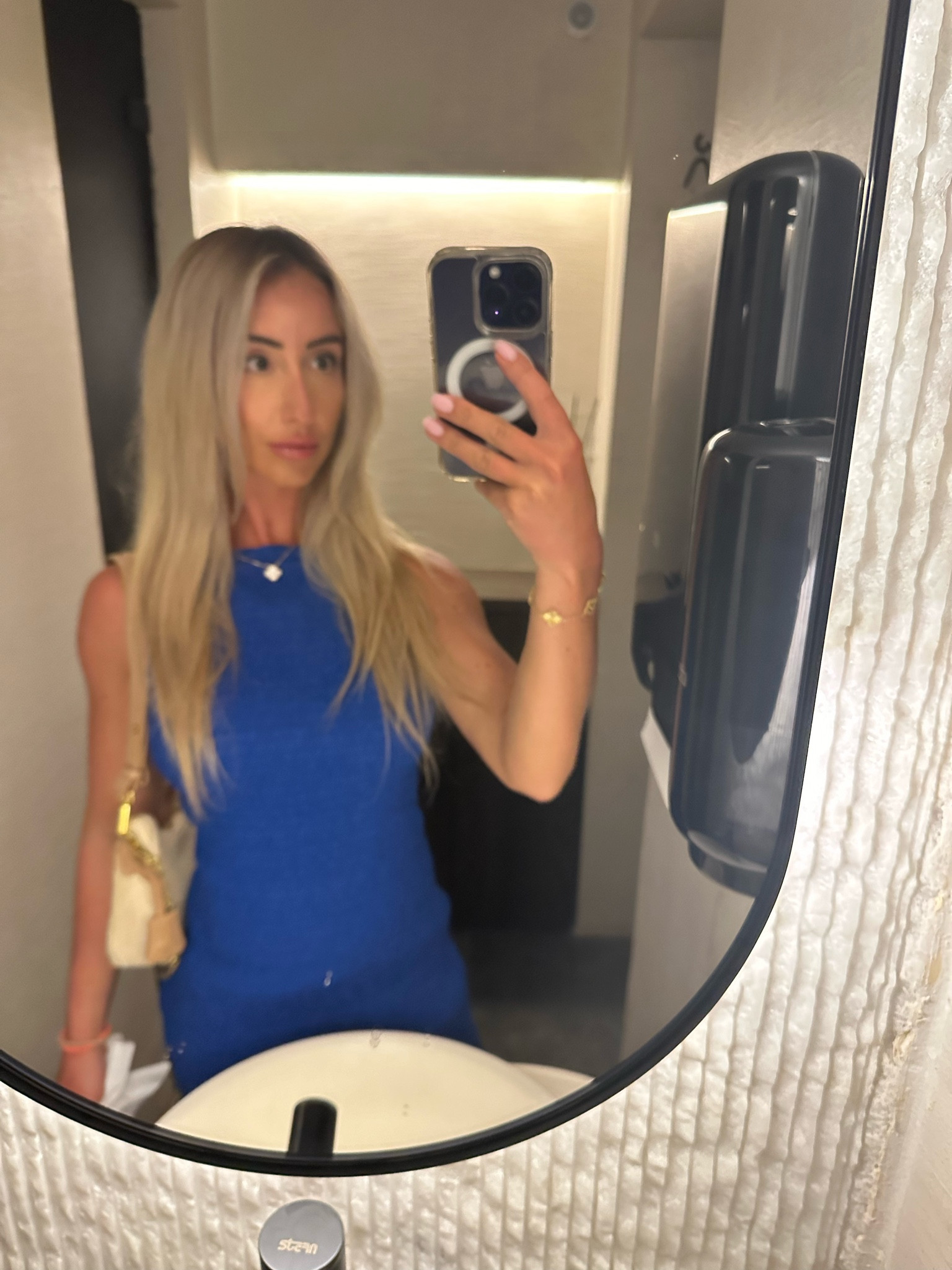 XS


#LTKFindsUnder50 #LTKStyleTip #LTKTravel