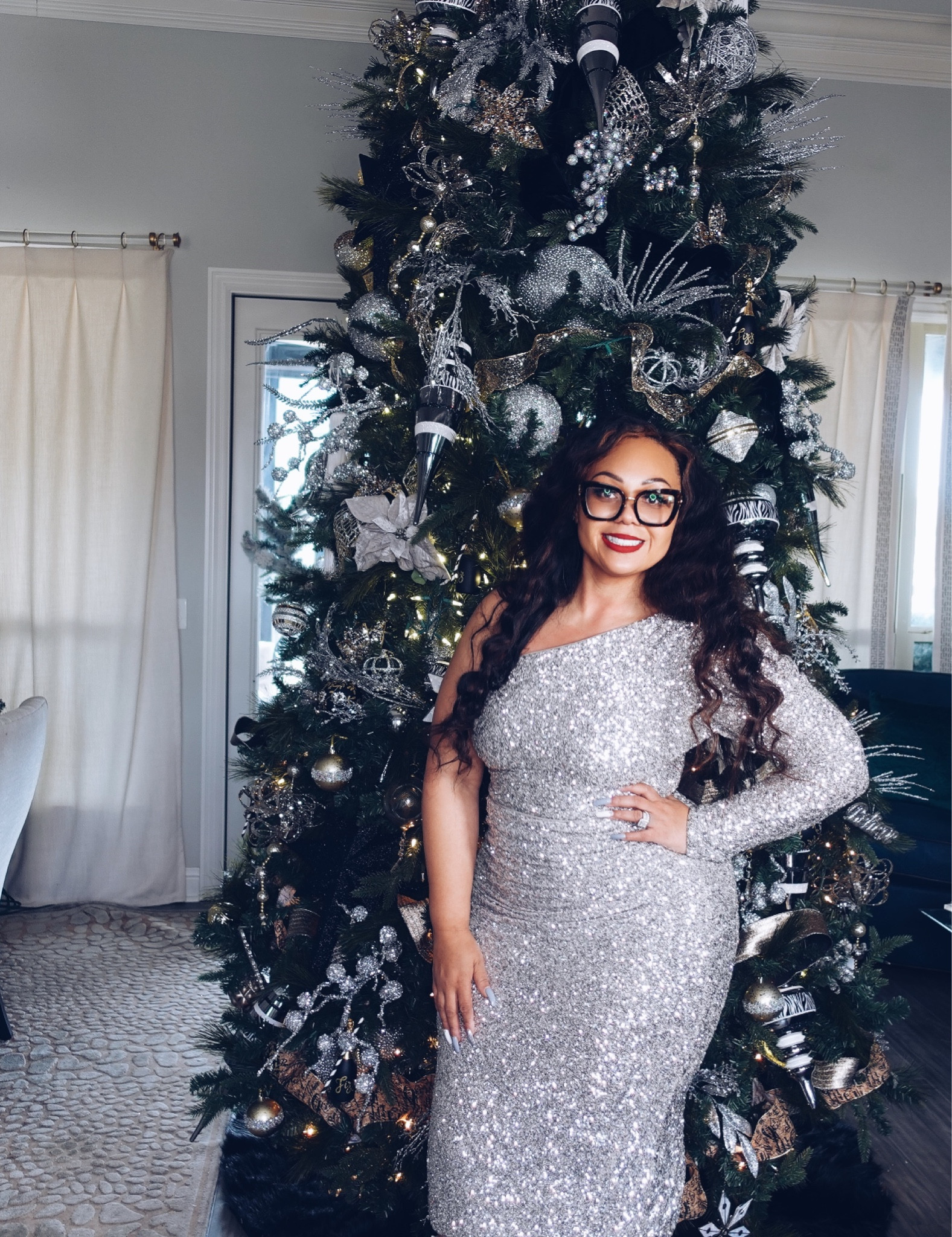 Loving this two piece outfit .

#LTKHoliday #LTKGiftGuide #LTKSeasonal