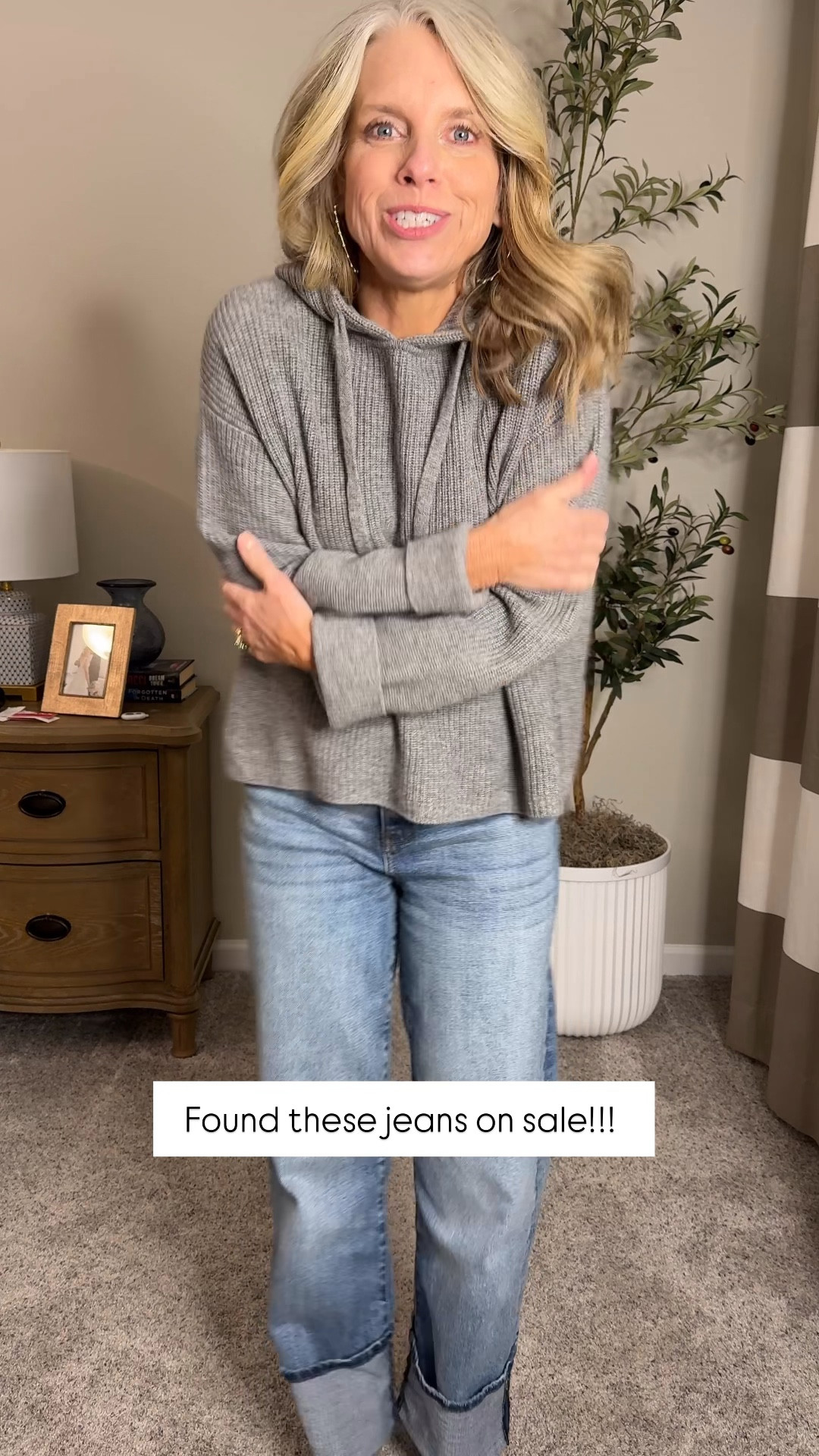 Size down in this jeans. Wearing 0 and small sweater 

#LTKSaleAlert #LTKOver40