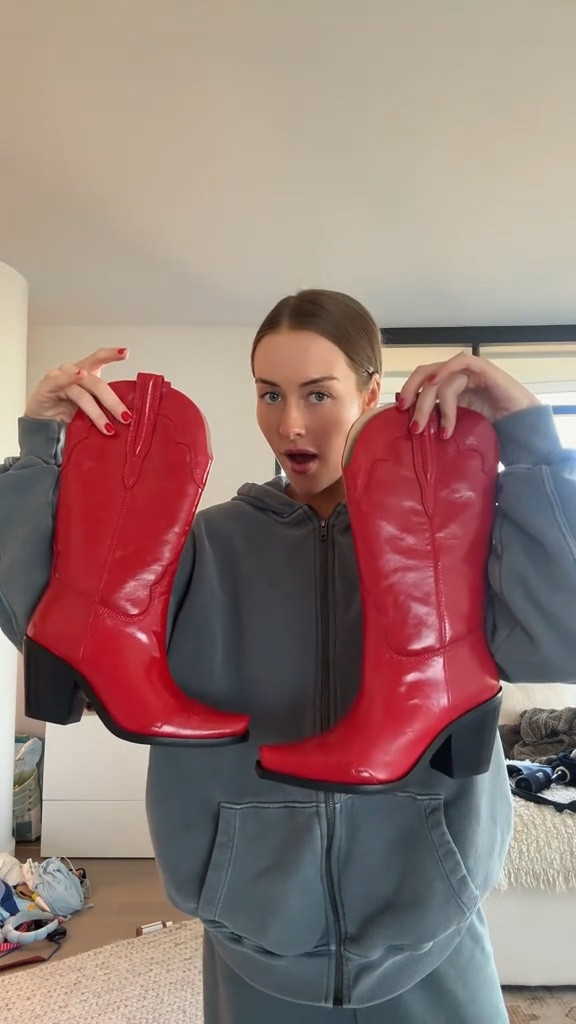 Revolve haul! My favorite order yet. 

#LTKStyleTip #LTKSeasonal #LTKVideo