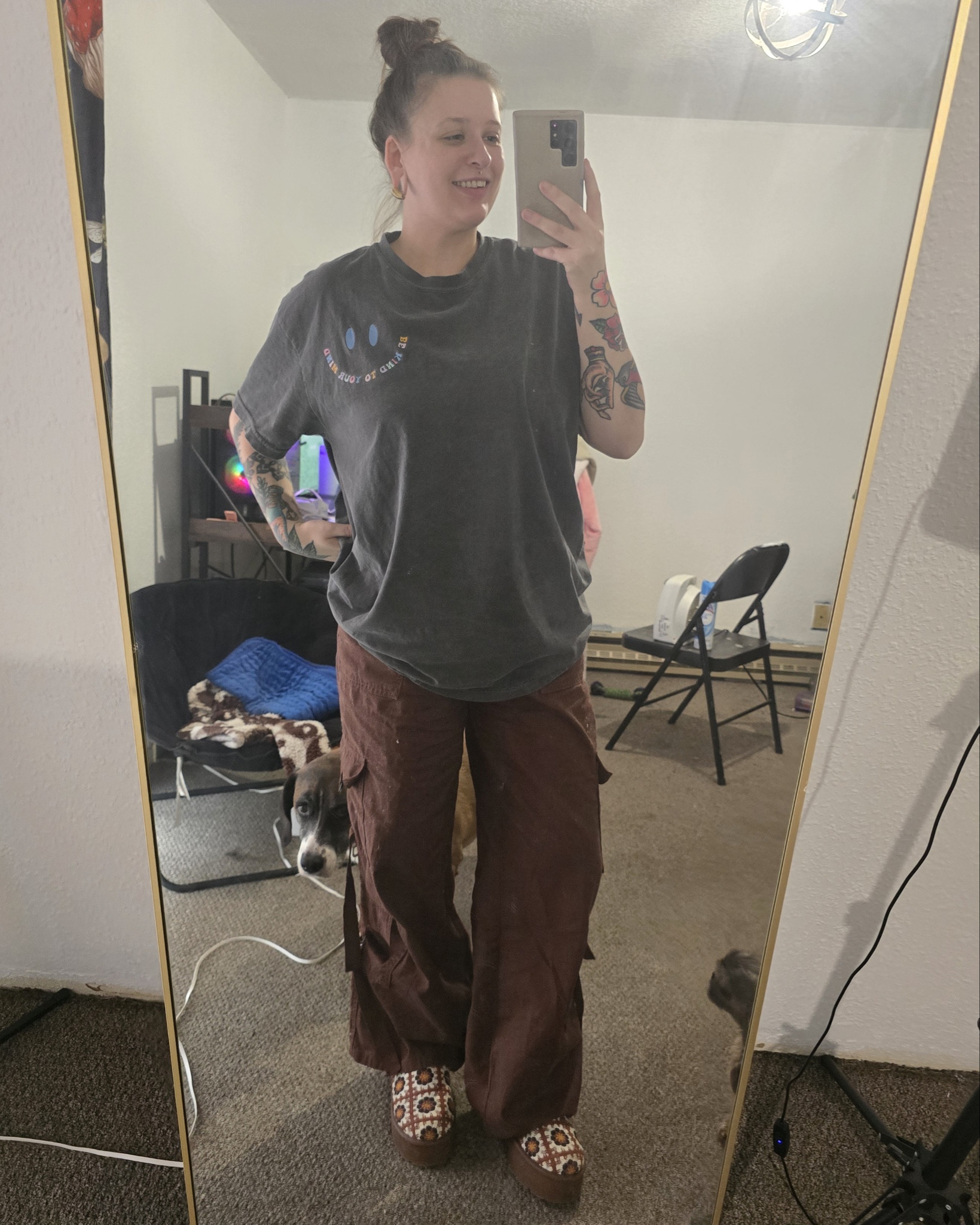 Oversized outfit inspo! You’ll always catch me in comfy baggy clothes! ❤️‍🔥Remember: YOUR MENTAL HEALTH MATTERS❤️‍🔥
#casualstyle #casualoutfit #preppystyle #trendystyle #platformslippers #baggyjeans #oversizedTee

#LTKStyleTip #LTKGiftGuide #LTKSeasonal