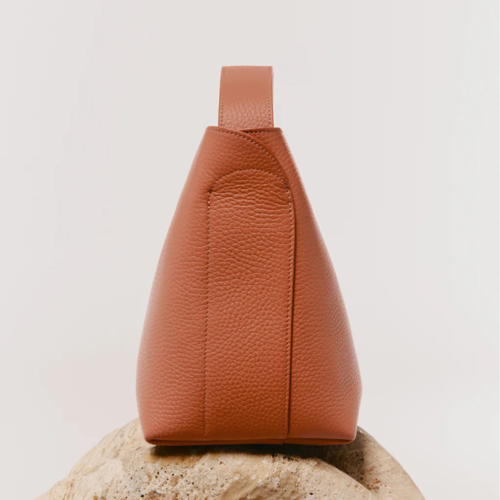 Linea Bucket Bag | Cuyana