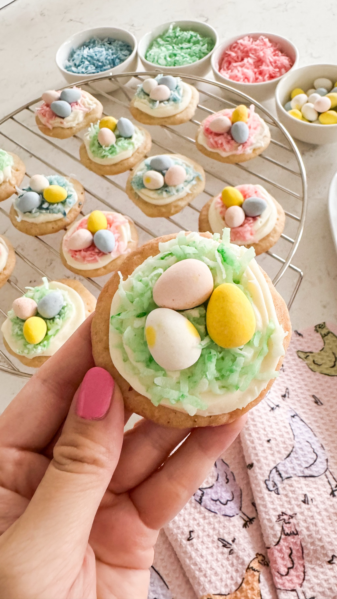Easter Egg Nest Sugar Cookies!

Easy to make and a fun Easter activity with your kids! I used pre-made sugar cookie dough, white frosting, coconut flakes, food coloring, and mini Cadbury eggs!

#LTKKids #LTKHome #LTKSeasonal