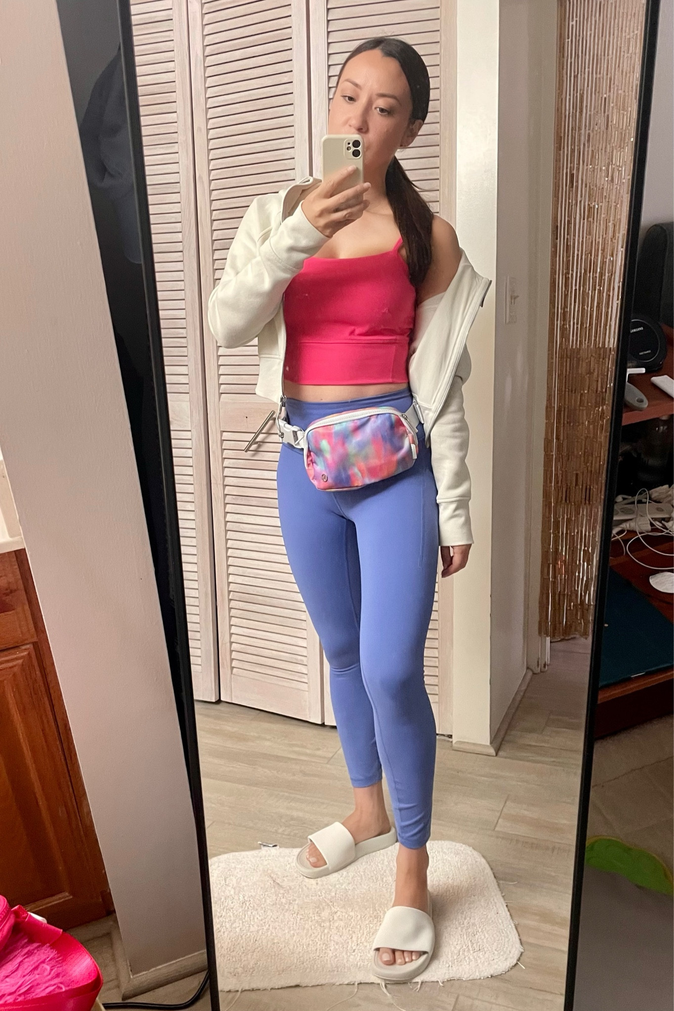 lululemon Activewear OOTD

scuba cropped hoodie | Wunder Train Strappy Tank | Wunder train leggings | Everywhere belt bag | Restfeel Sliders

#LTKstyletip #LTKSeasonal
