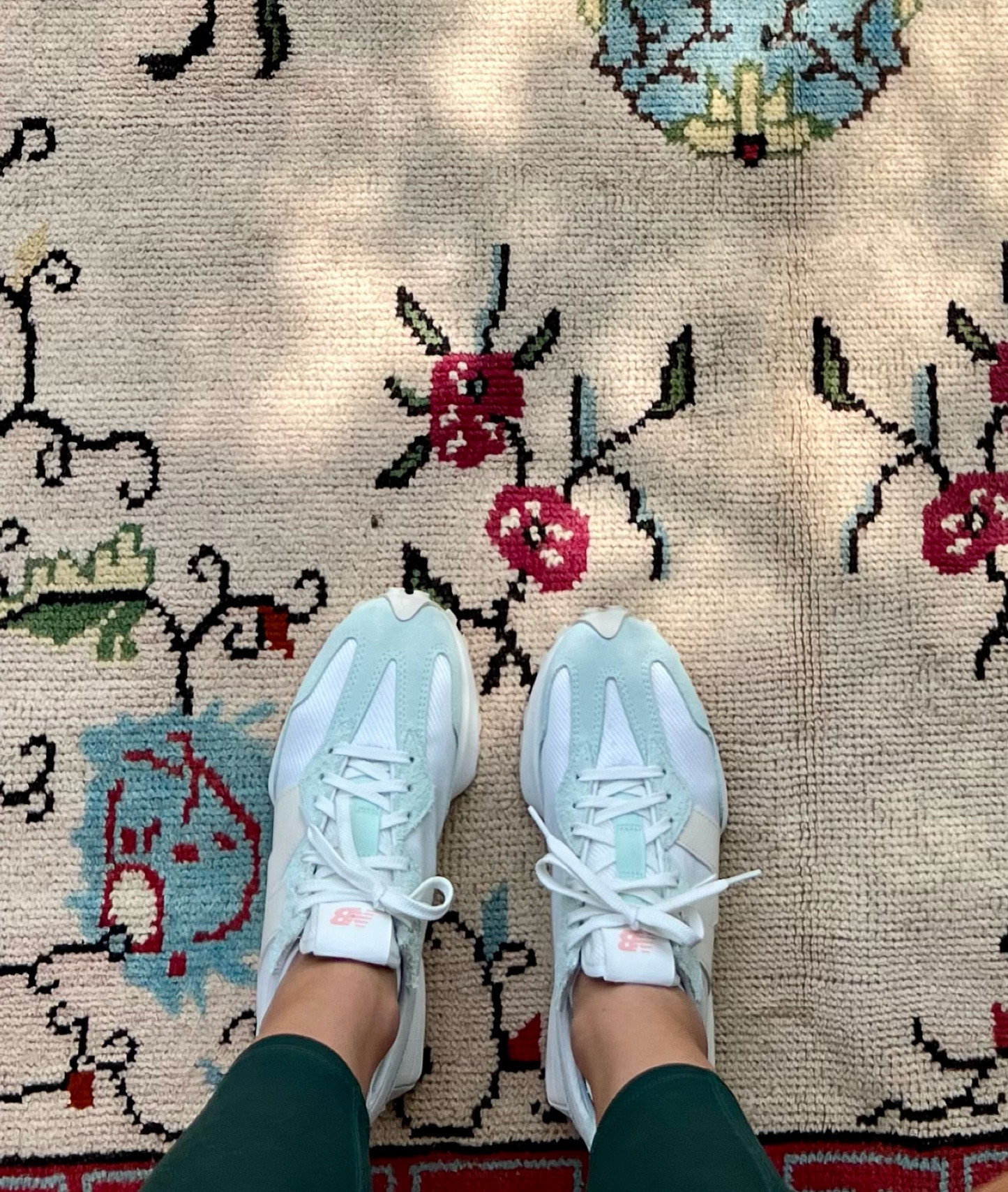 Spring has Sprung! New colors of New Balance 327 are so good🤍

#LTKshoecrush #LTKfitness #LTKSeasonal