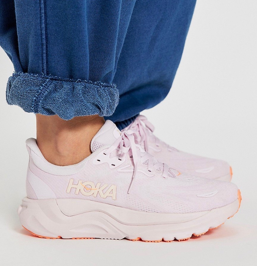 HOKA® Arahi 8 Sneakers

#LTKTravel #LTKWorkwear #LTKfitnessgoals