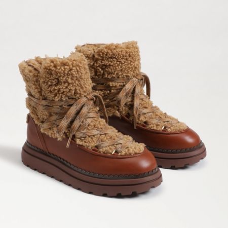 Love these snow boots — on sale and very similar to mine!

#LTKsalealert #LTKSeasonal #LTKMostLoved