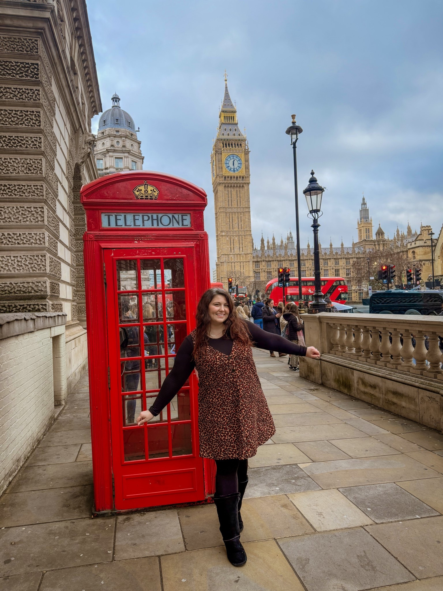 Spent an hour in line to take this photo!

#LTKFindsUnder100 #LTKMidsize #LTKootd