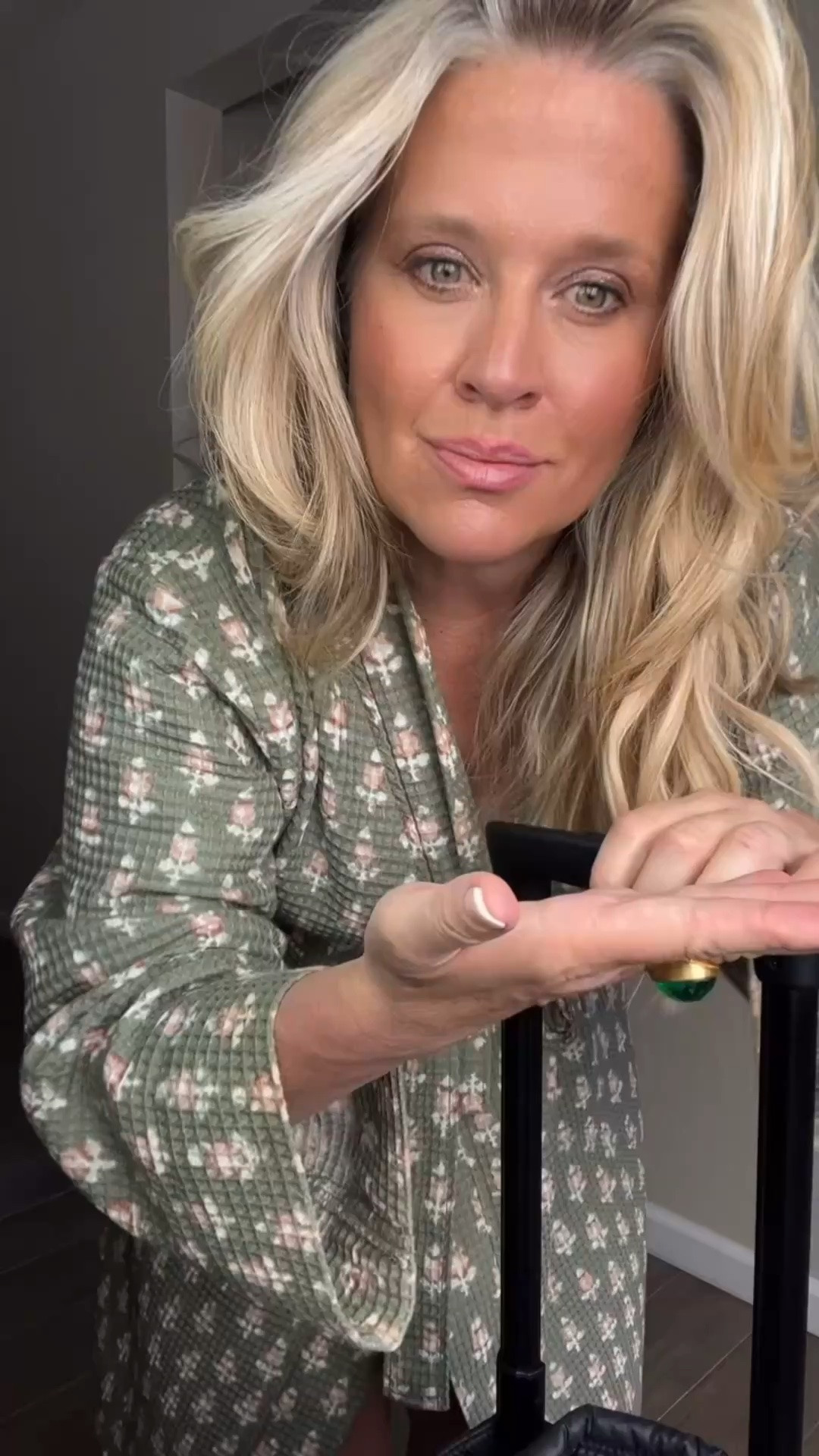 ✨Tap the bell, save and ❤️ for over 40 fashion, midlife style, midsize fashion and luxury looks for less. 

I packed 14 outfits.
I wore this on repeat.

Because the physics work.

☀️ Keeps you cool.

🧥 Layers beautifully.

✨ Always looks polished.

Finally restocked.
I don’t expect it to stay at this price.
Grab it before it's gone again!

👑 Helping you look good, feel good.-Lindsey Denver   Check back daily for belly-friendly style, confidence, and Outfit Physics™.

#LTKOver40 #LTKMidsize #LTKPlusSize