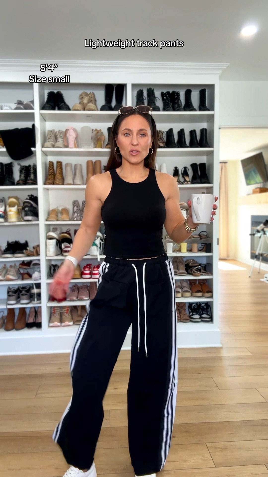 Baggy, wide leg track pants - I’m 5’4” wearing size small. 
#trackpants #widelegpants #baggypants 

#LTKgrwm #LTKootd #LTKOver40
