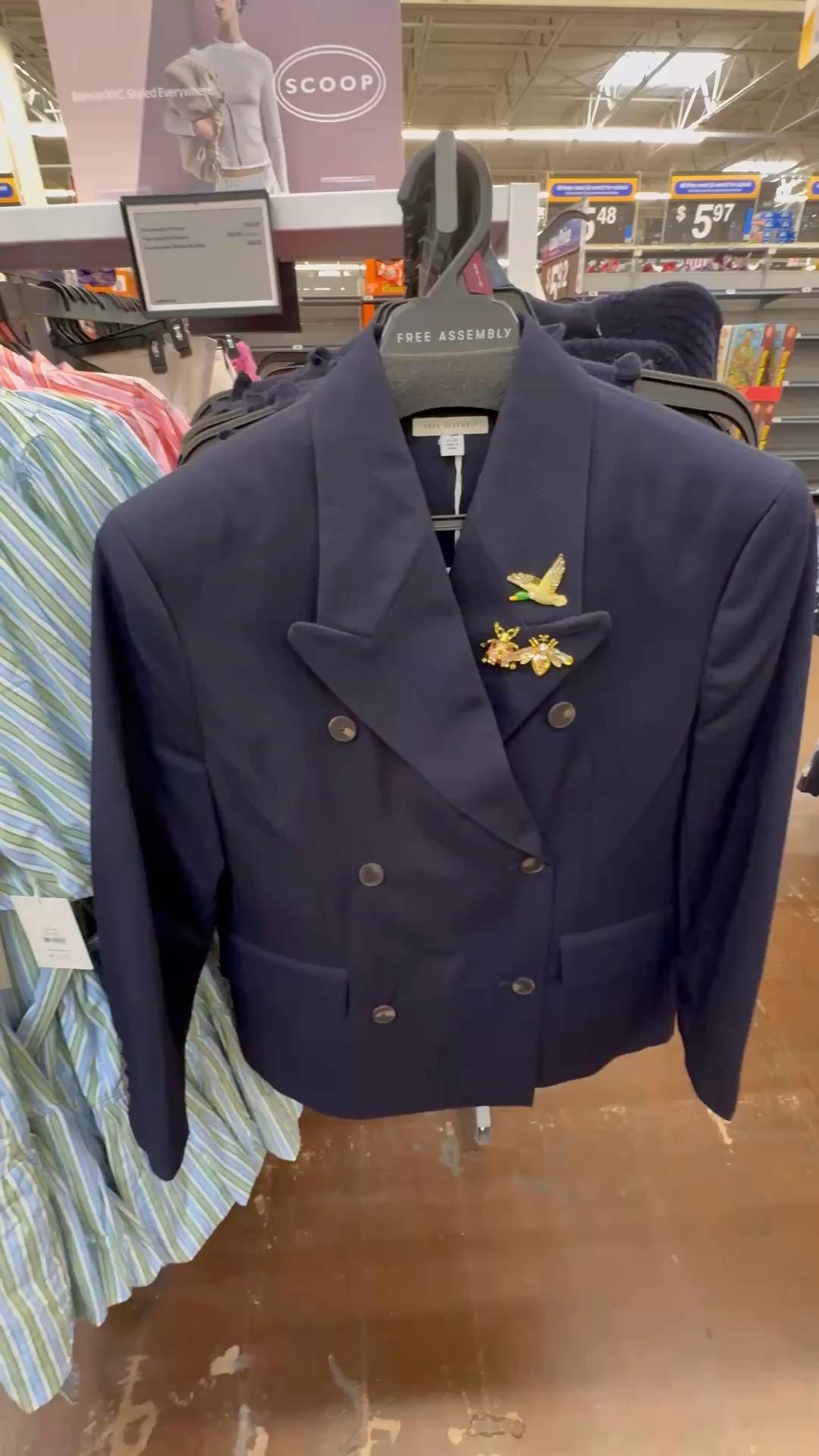 Free Assembly Blazers with Broaches #walmart #walmartfinds

#LTKSeasonal #LTKootd #LTKxWalmart