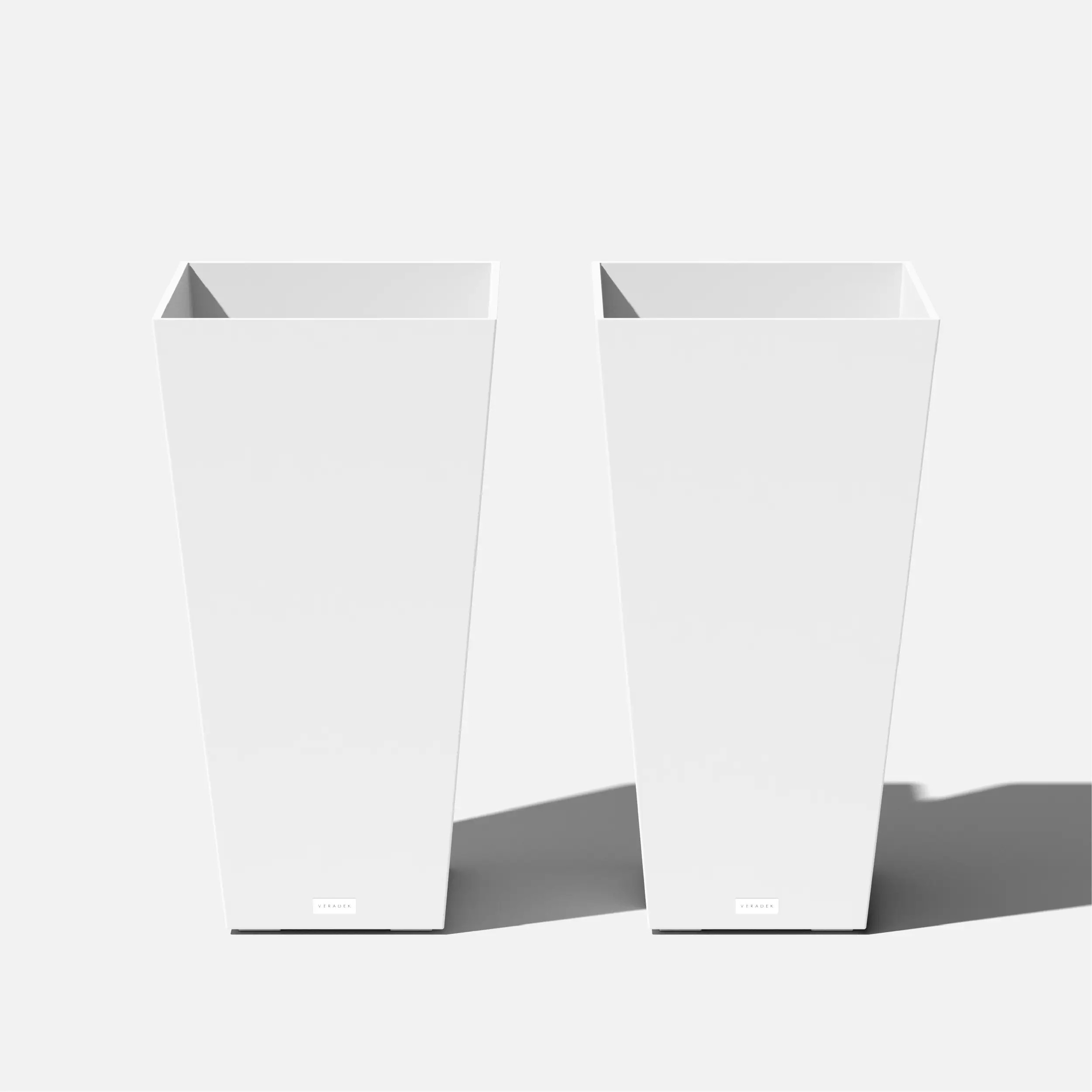 Veradek 2 -Pack Rectangle 15.25-in W x 15.25-in L White Plastic Indoor/Outdoor Planter Large | MV32W-2PK | Lowe's