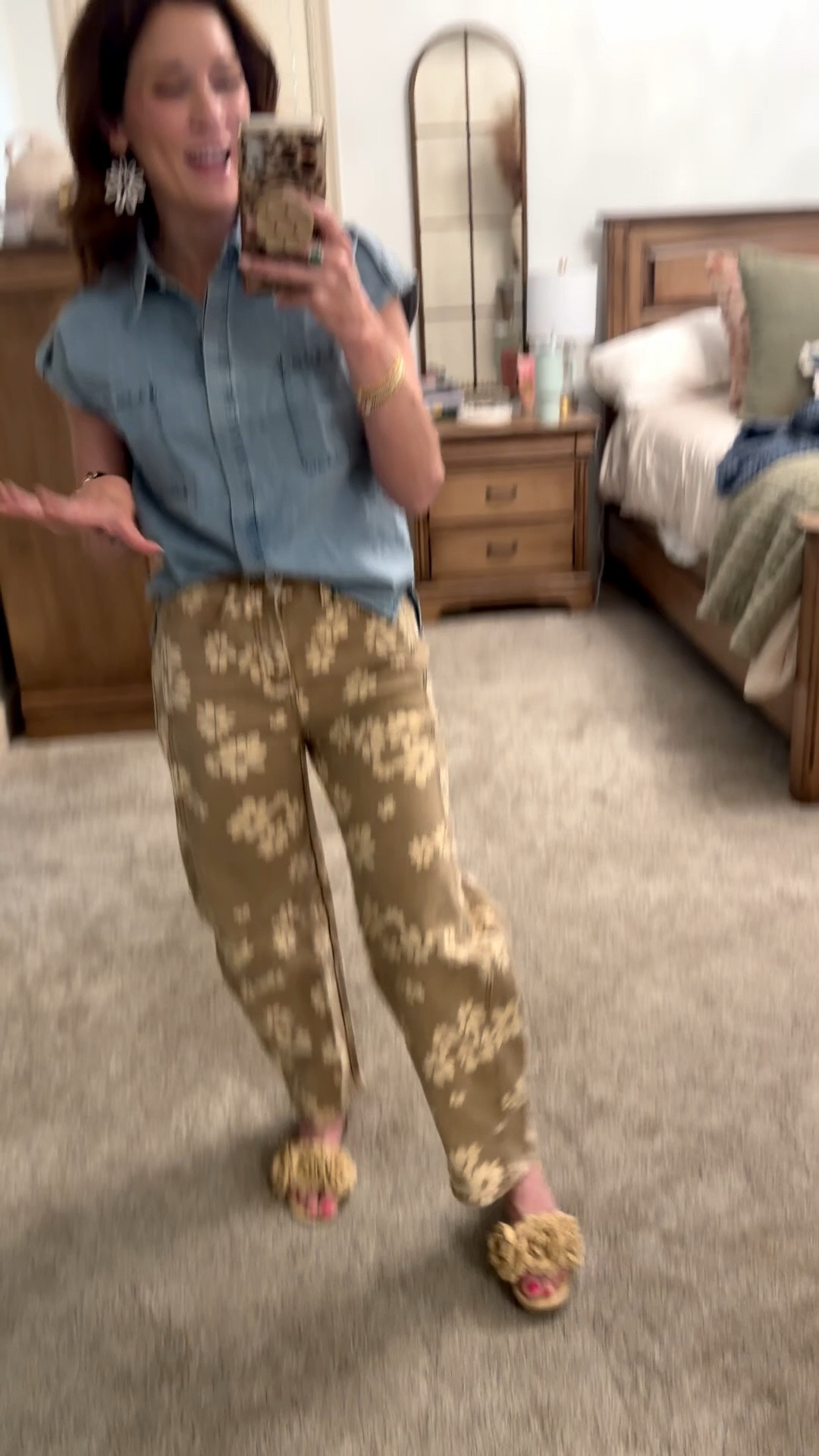 Who loves an outfit that puts a smile on your face 🤍🌼
This one does it! Wearing an  XS in jeans and top

#LTKOver40 #LTKPetite #LTKdayinmylife