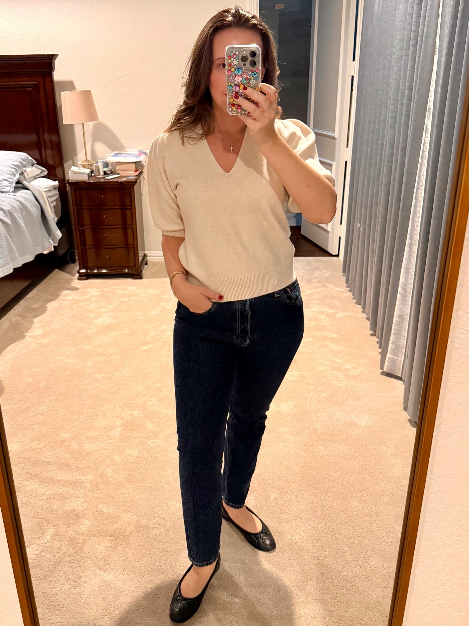 Obsessed with this sweater and this brand!!!! Will be wearing this to the office today 🤎

#LTKdayinmylife #LTKMidsize #LTKmomlife