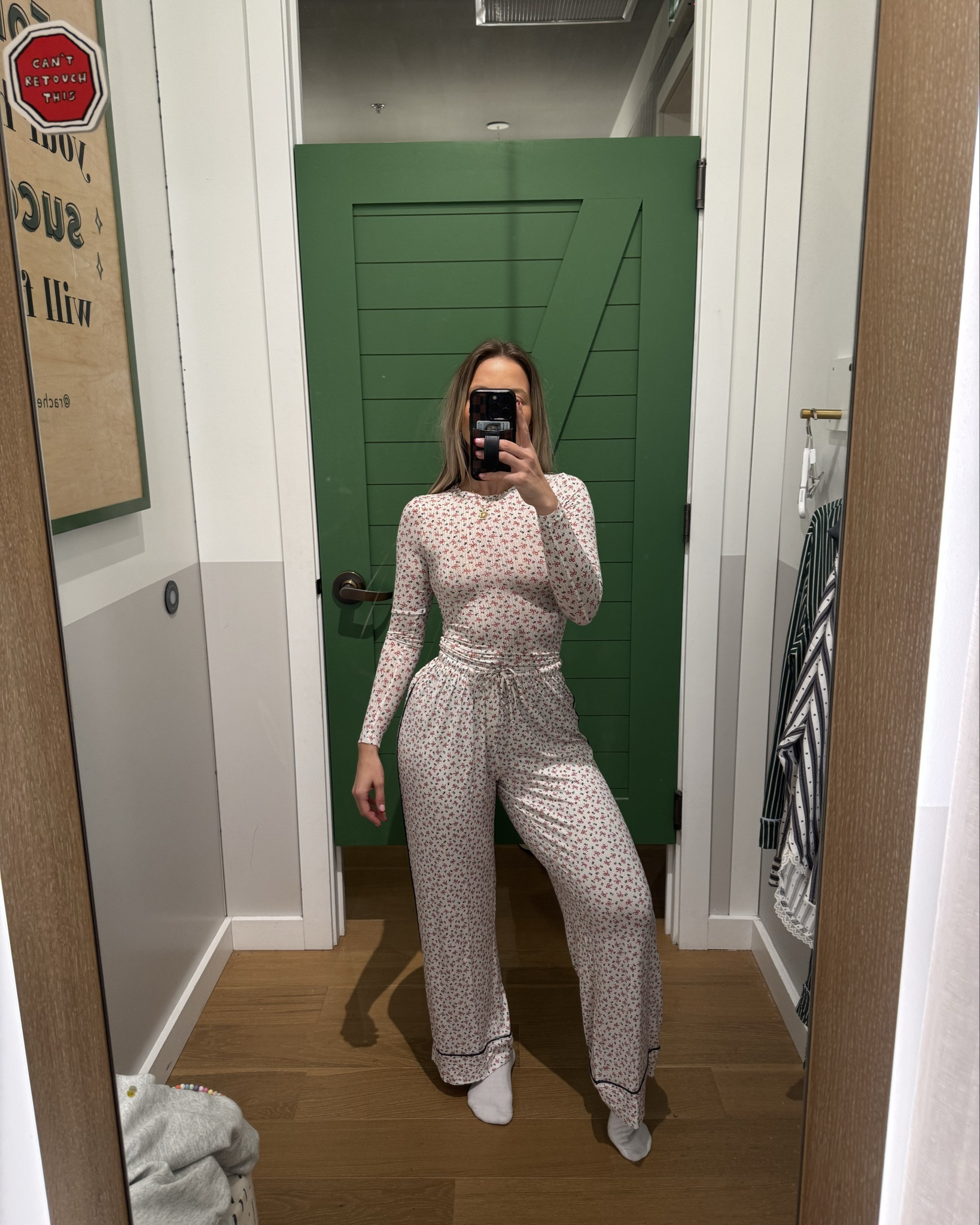 wearing an xs in both :)

#LTKgiftguide #LTKcanada #LTKwinter