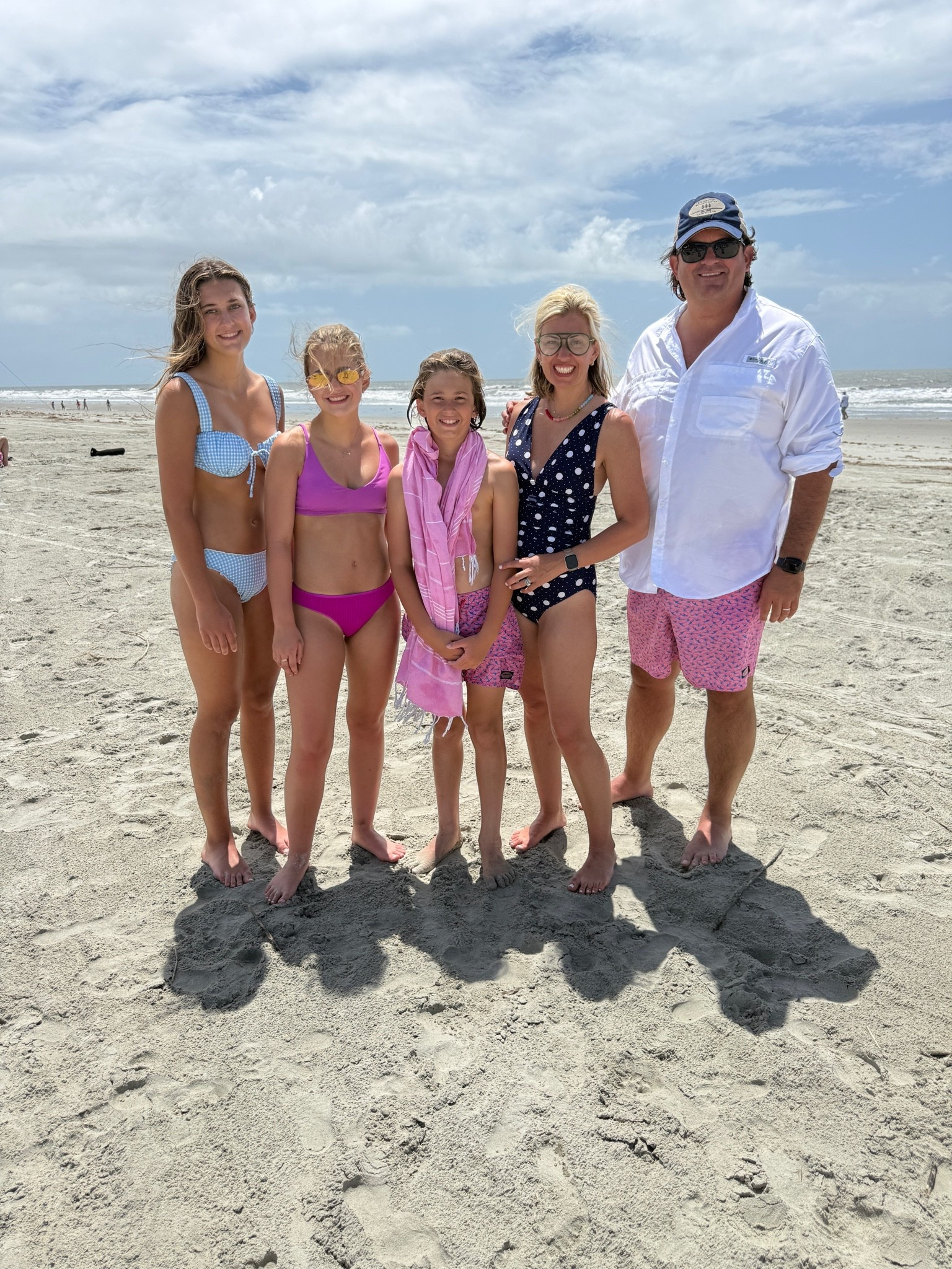 Family beach day! 🇺🇸
Allie + Bess - 30% code SUMMER
Vineyard Vibes - 30% off with code LONGWKND
Diff sunglasses- 50% off

#LTKKids #LTKTravel #LTKSeasonal