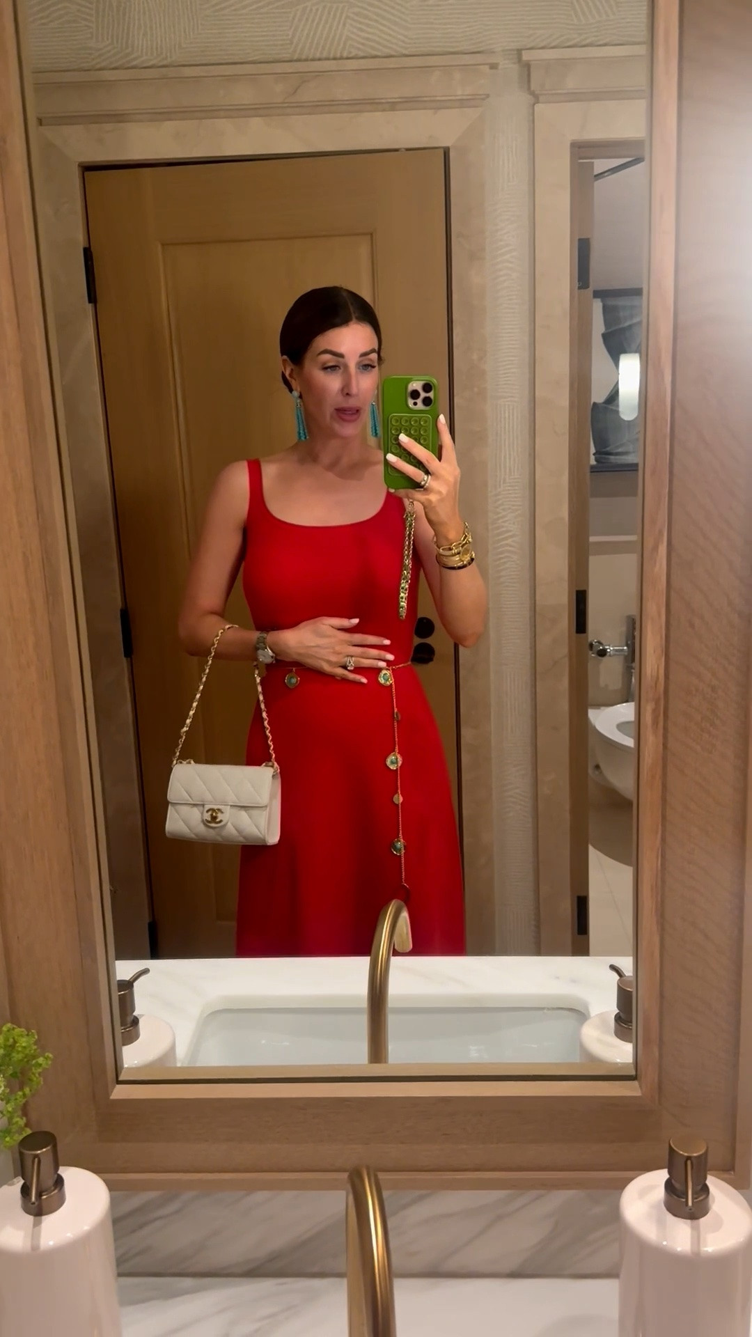 I’m wearing a small in this dress.

#LTKdayinmylife #LTKOver40