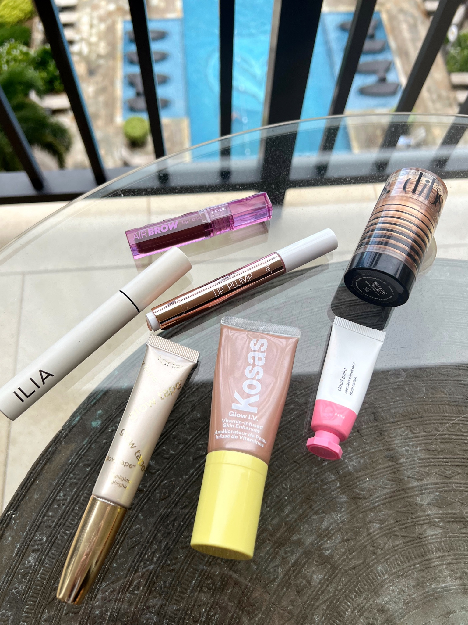 5 minute beach makeup✨🌴


#LTKbeauty