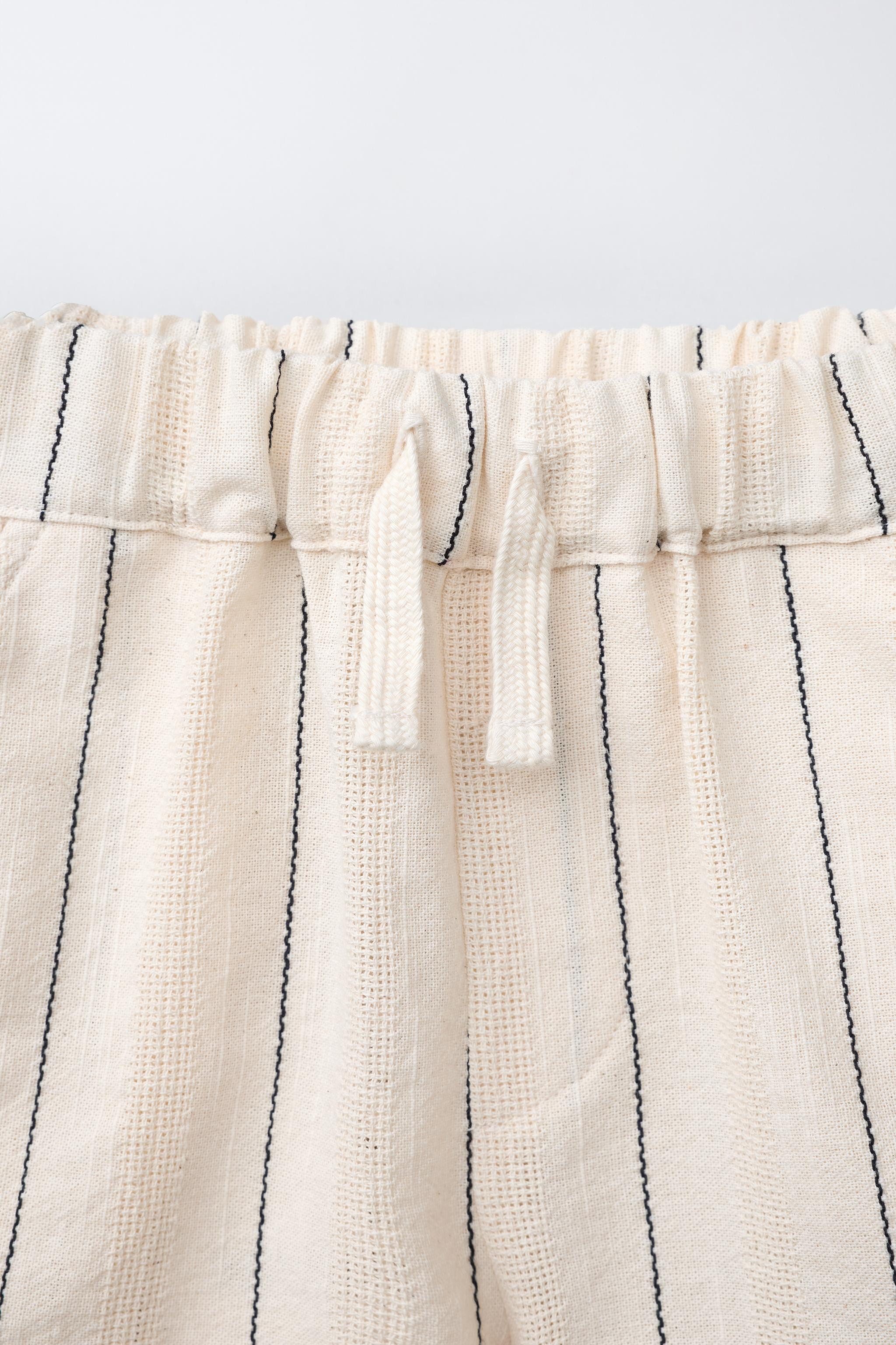 TEXTURED STRIPED SHORTS | Zara US
