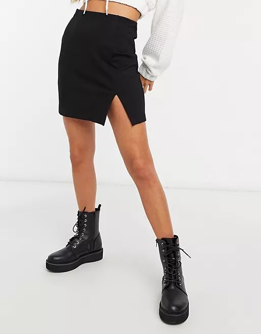 Stradivarius split detail mini skirt in black | ASOS (Global)