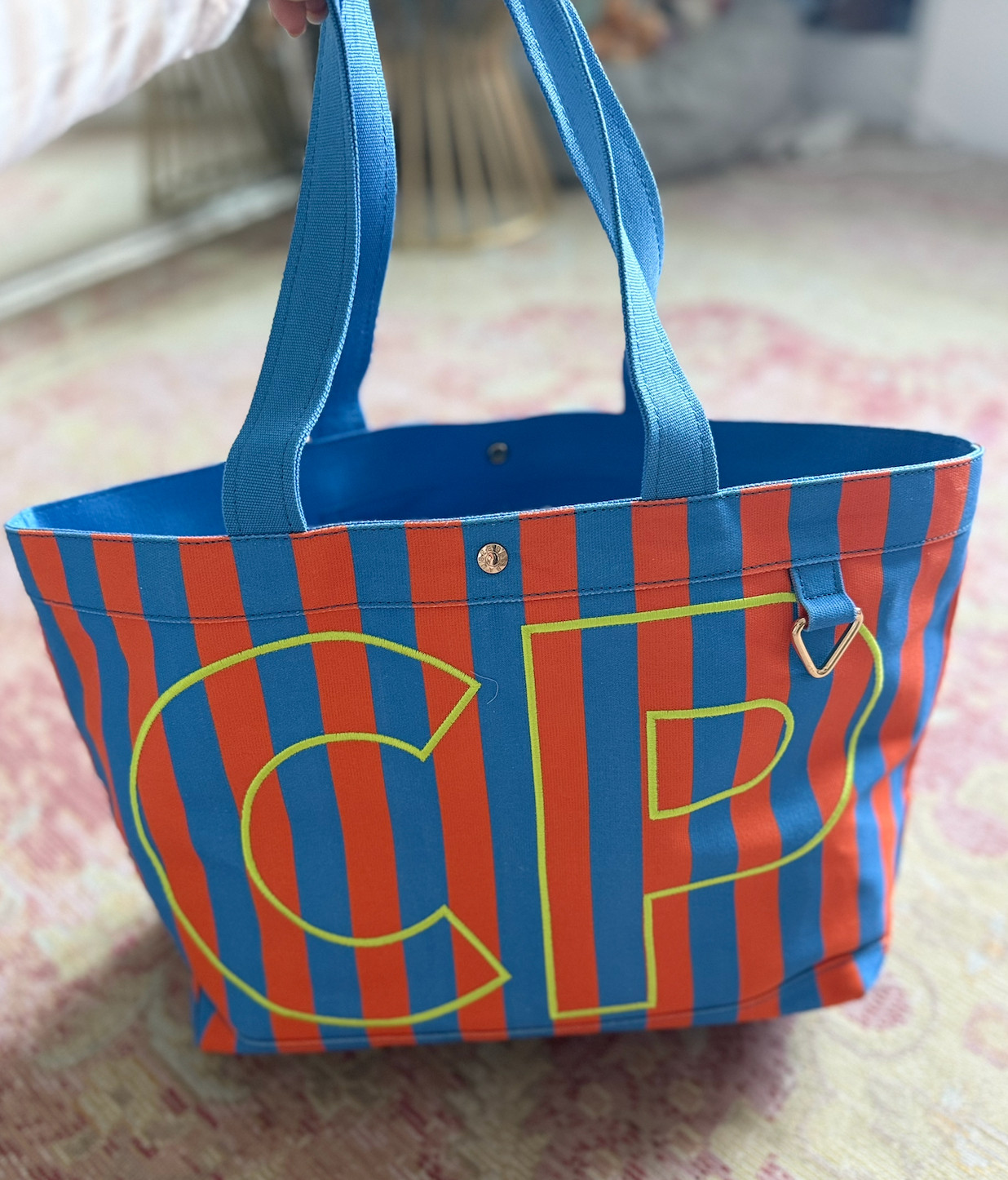 Personalized tote for summer 

 