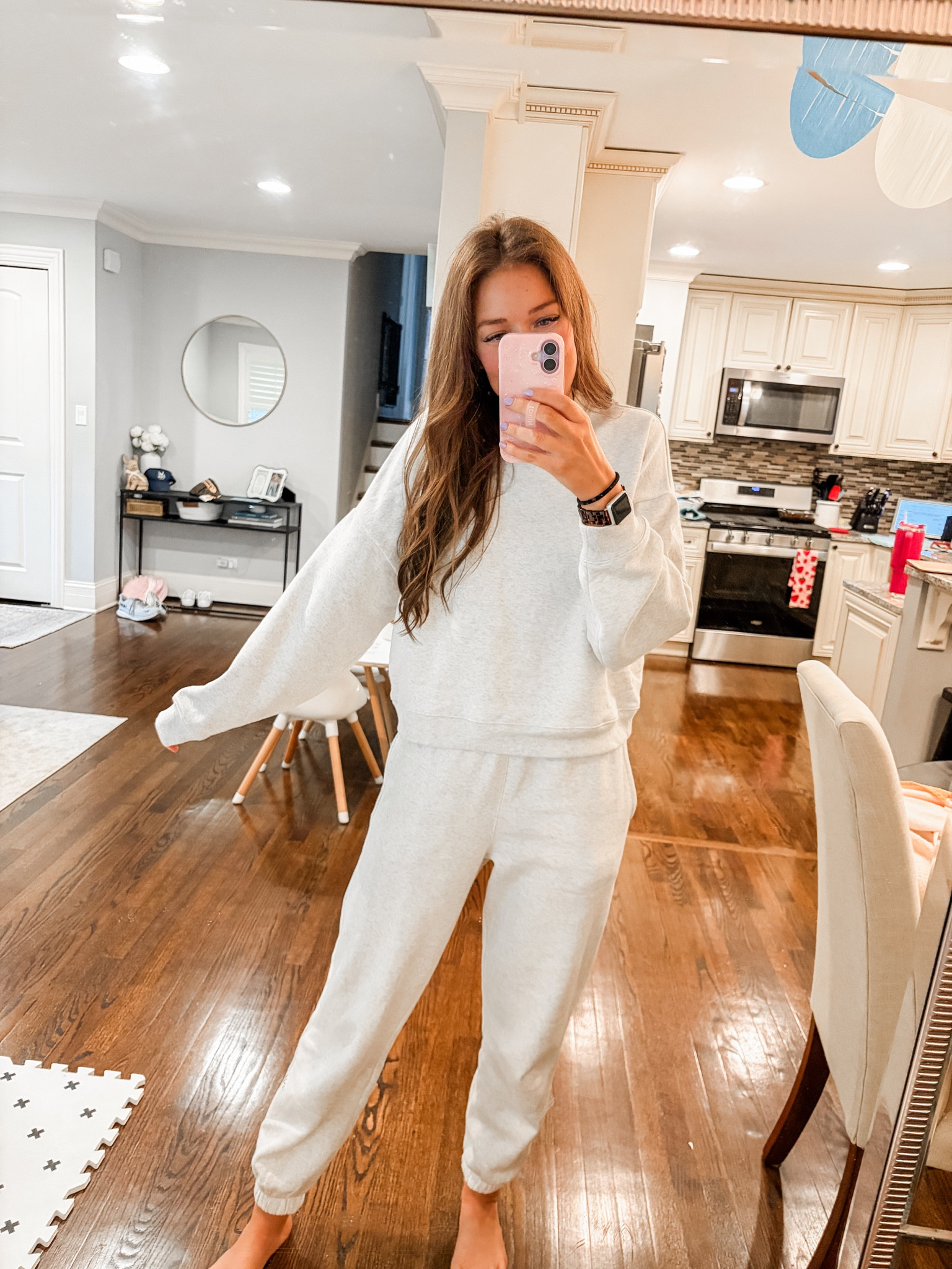 Wearing size M in sweatshirt & S in joggers. Color is pale heather gray but comes in a ton of fun colors!!


Sweatshirt / joggers / athleisure / mom outfit 

#LTKootd #LTKSeasonal #LTKmomlife