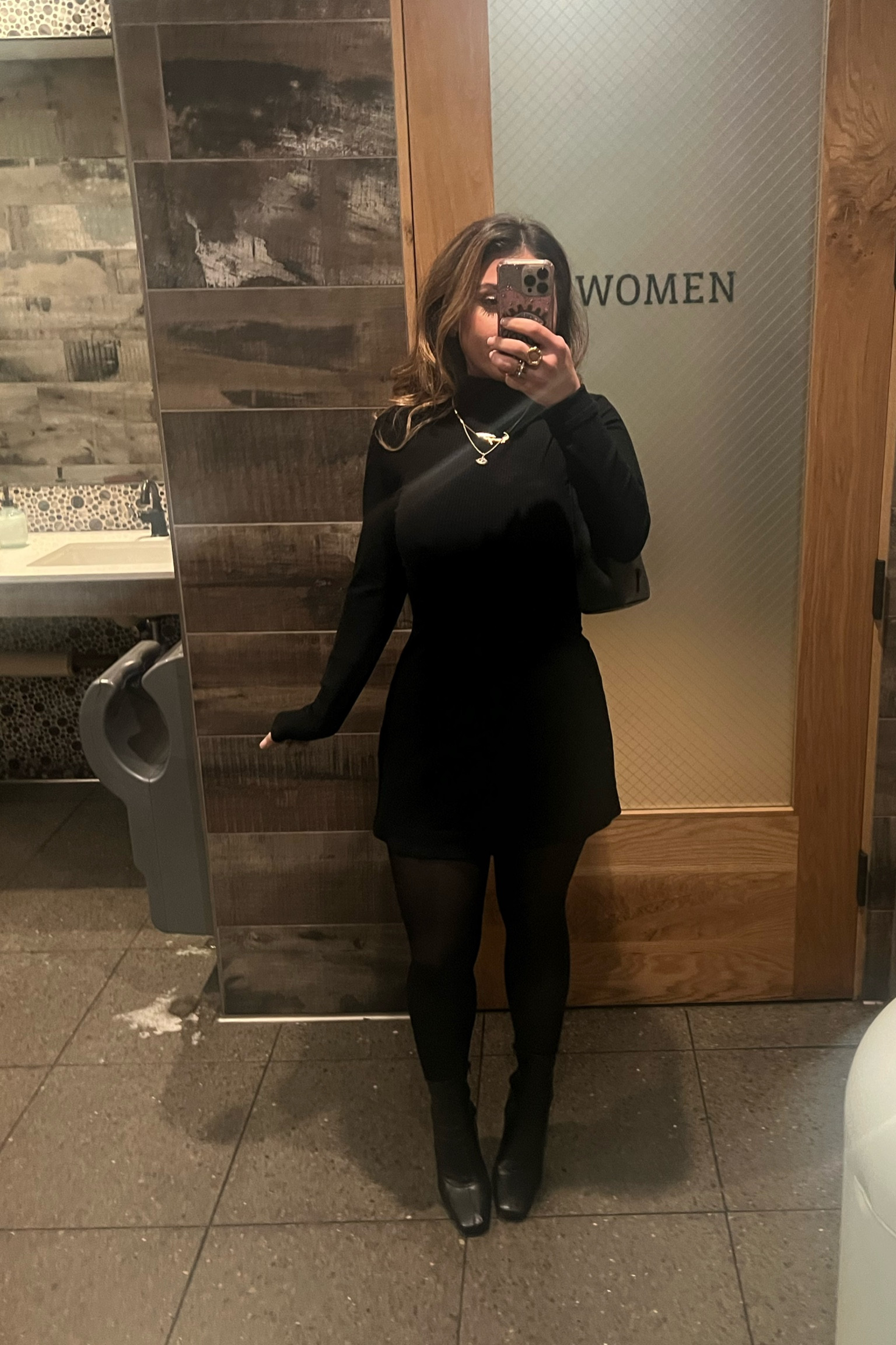 Winter uniform 

#LTKHoliday #LTKFind #LTKSeasonal