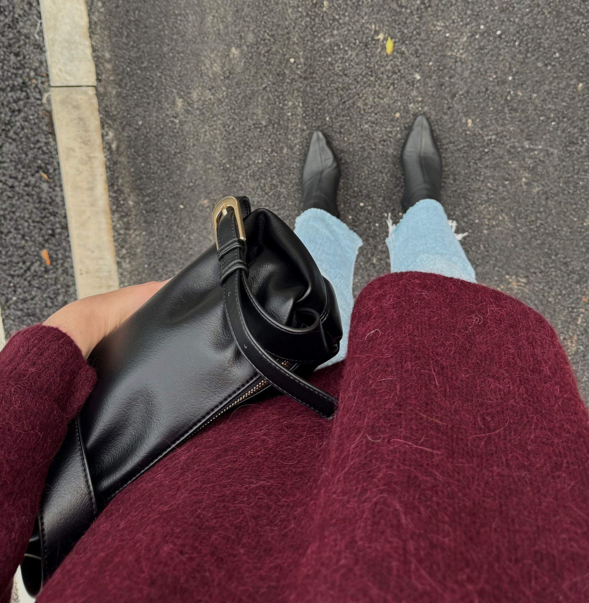 Jumper & boots weather 🍂

#LTKshoes #LTKautumn #LTKbag