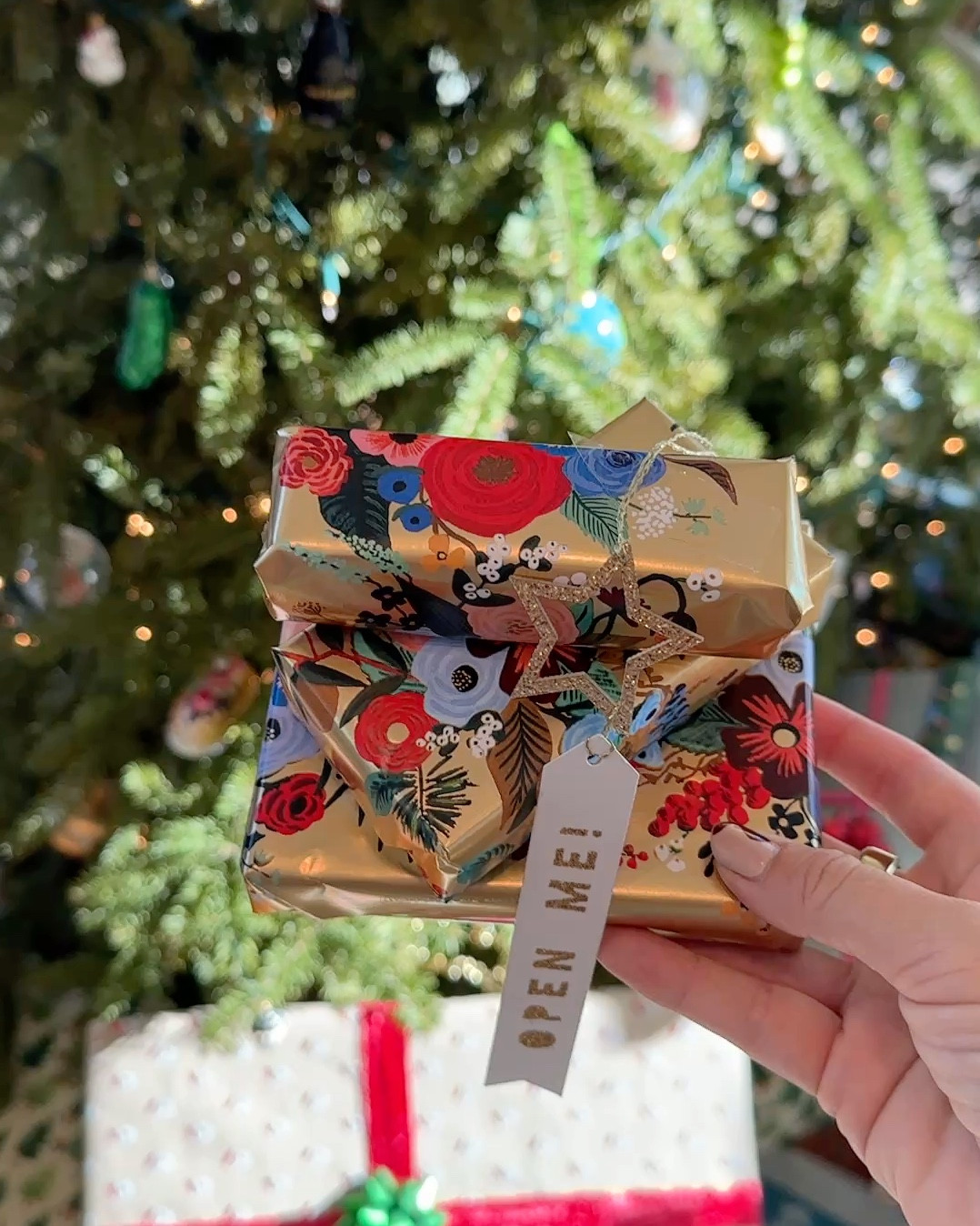 Cozy holiday decor: now 30% off at Anthropologie.
Wrapping paper. & gift wrap. 
Cozy mugs.
Throw pillows & cozy blankets. 


#LTKSaleAlert #LTKFindsUnder100 #LTKHoliday