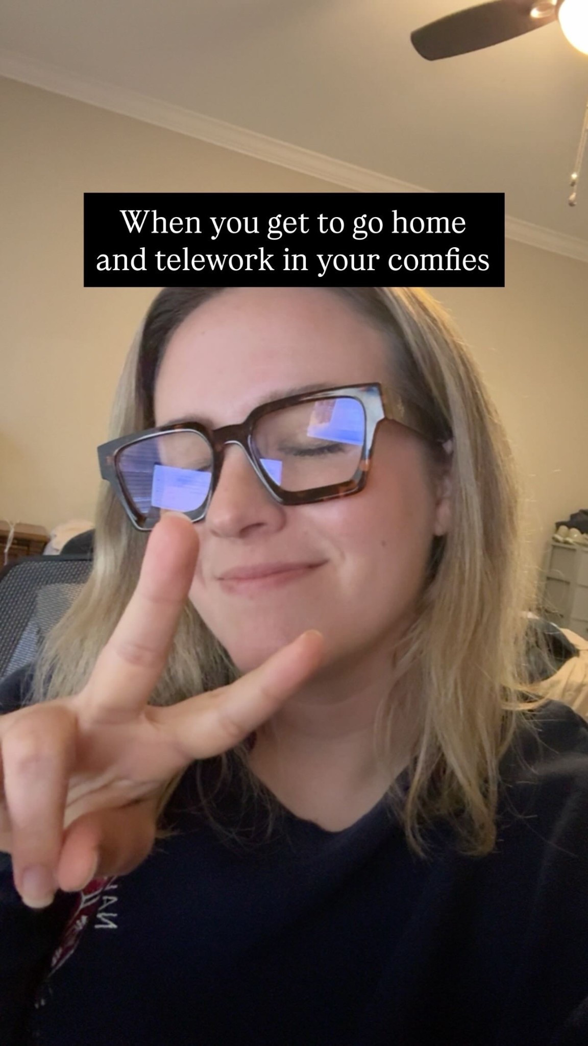 The cutest blue light glasses..necessary if you’re working in front of a computer all day! #work #workfashion #glasses

#LTKootd #LTKFindsUnder50 #LTKWorkwear