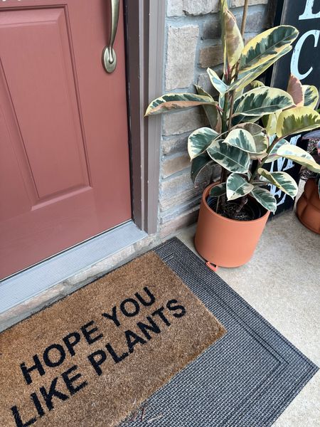 A plant lovers welcoming mat 
#frontdoor #plantlovers

#LTKHome #LTKStyleTip