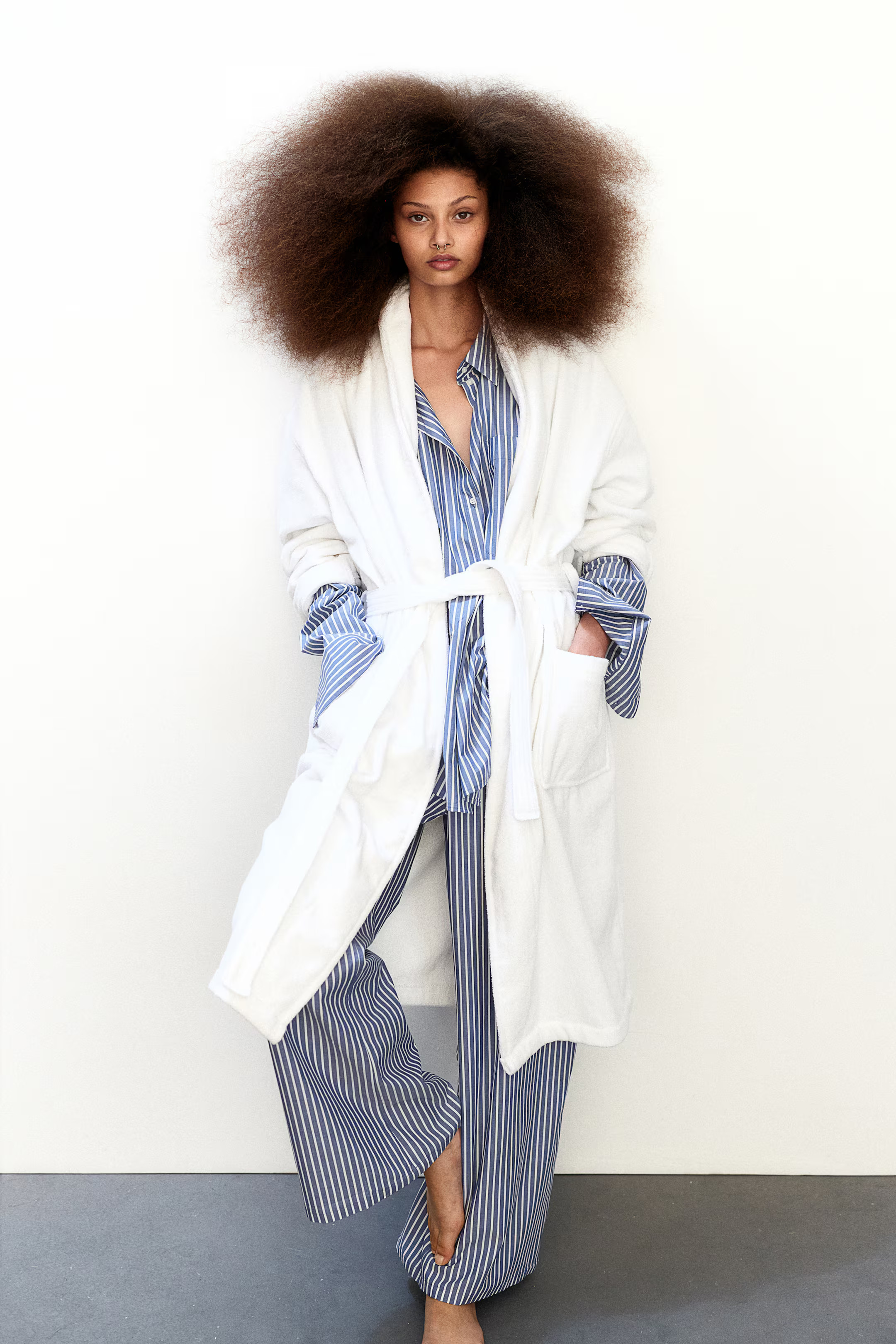 Cotton terry dressing gown - White - Home All | H&M GB | H&M (UK, MY, IN, SG, PH, TW, HK)