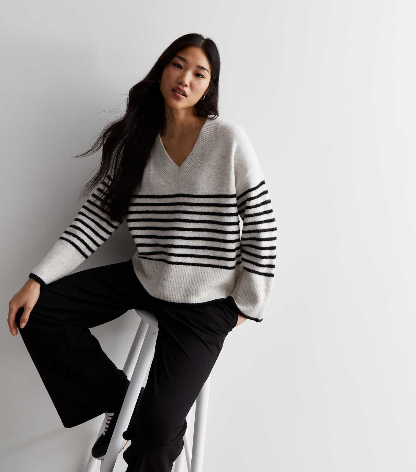 Light Grey Stripe V Neck Jumper | New Look | New Look (UK)
