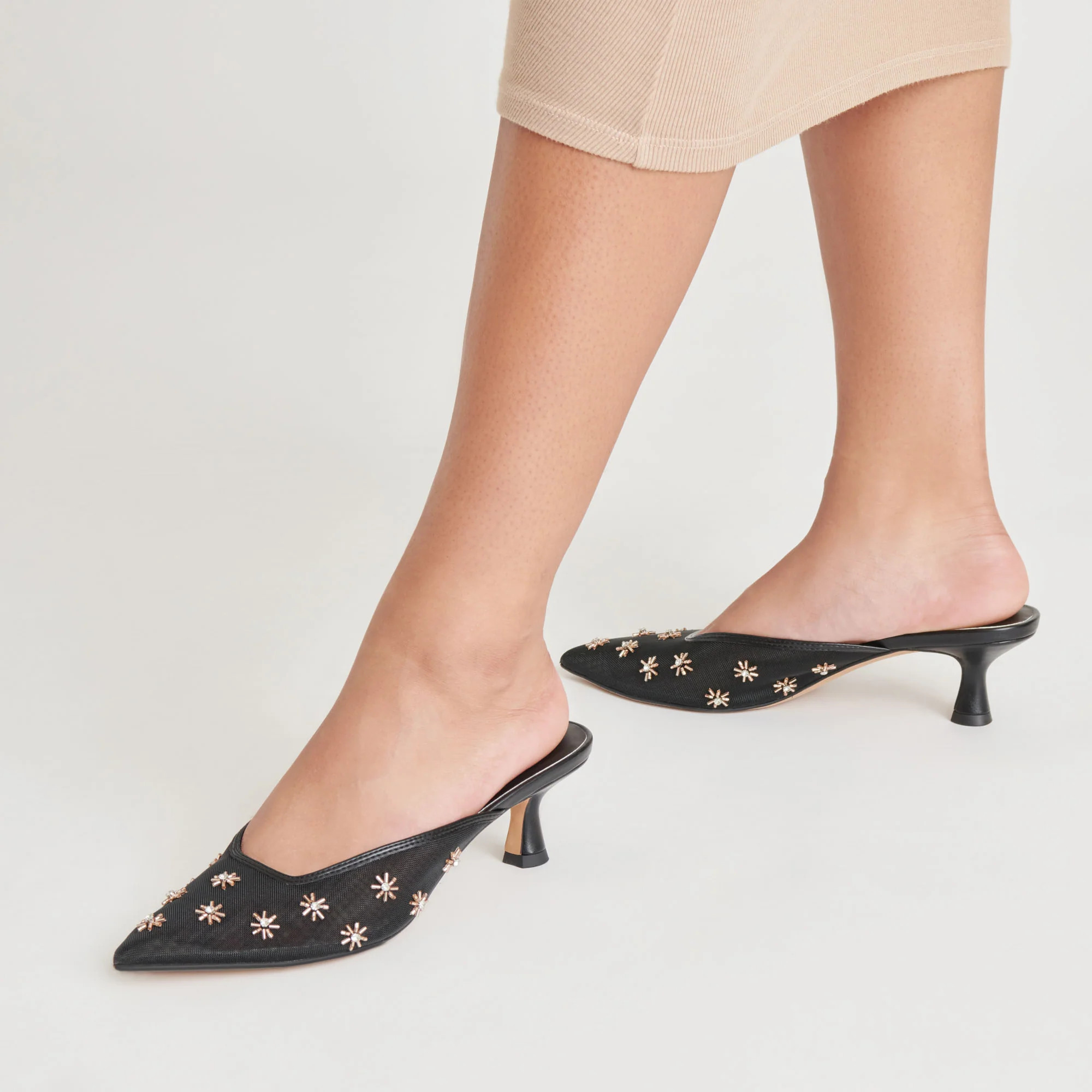 CLARA HEELS BLACK MESH | DolceVita.com