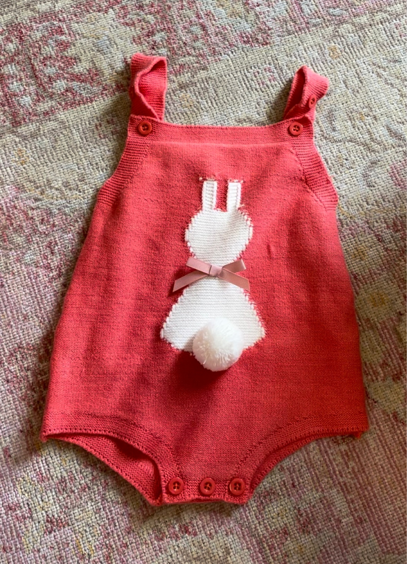 The cutest Easter romper 🐰

#easteroutfit
#babyeasteroutfit
#easteroutfits
#amazonfind
#bunnyoutfit
#easter2024 

#LTKkids #LTKbaby #LTKSeasonal