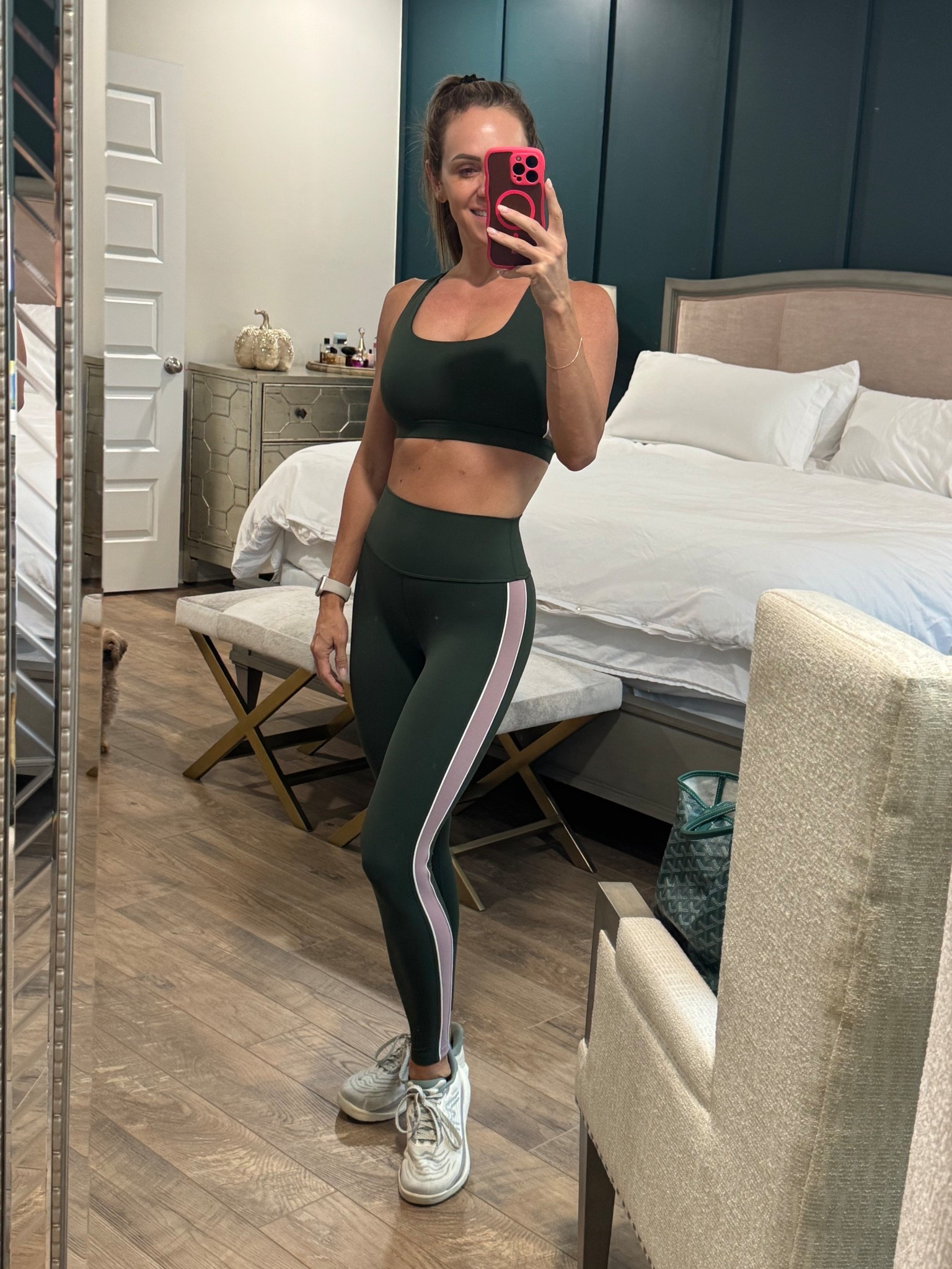 It is my first time wearing this brand and I am obsessed! The fabric is buttery soft and the fits amazing.
I love the accent stripe down the side! 

#LTKStyleTip #LTKActive #LTKFindsUnder100