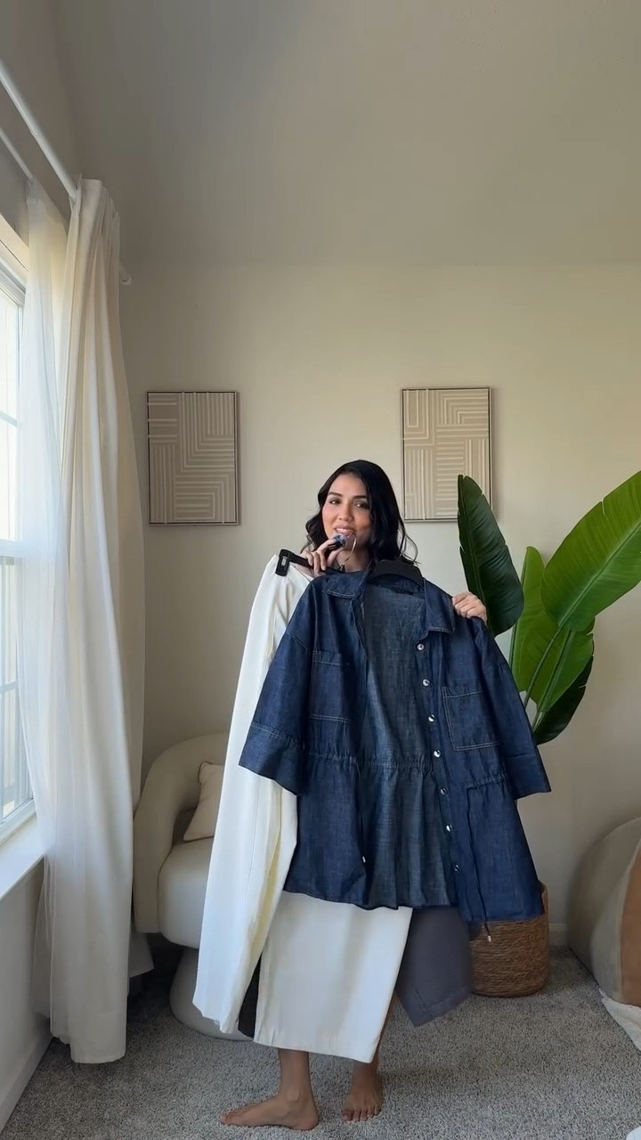 El micrófono? De adorno en el video 😂 no estaba prendido pero amigas ayúdenme a elegir cuál usar el día de hoy! Opción 1, 2 o 3? 
Pantalón @hm 
Blusa @zara