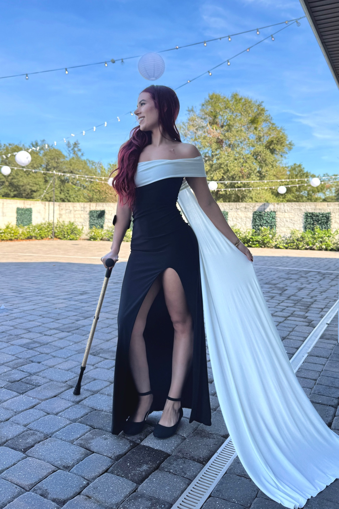 black and white bridesmaid/wedding guest dress. fits perfectly i wore a size 4 i couldn’t find the exact but a very similar one from the same brand🤍

#LTKStyleTip #LTKWedding #LTKHoliday