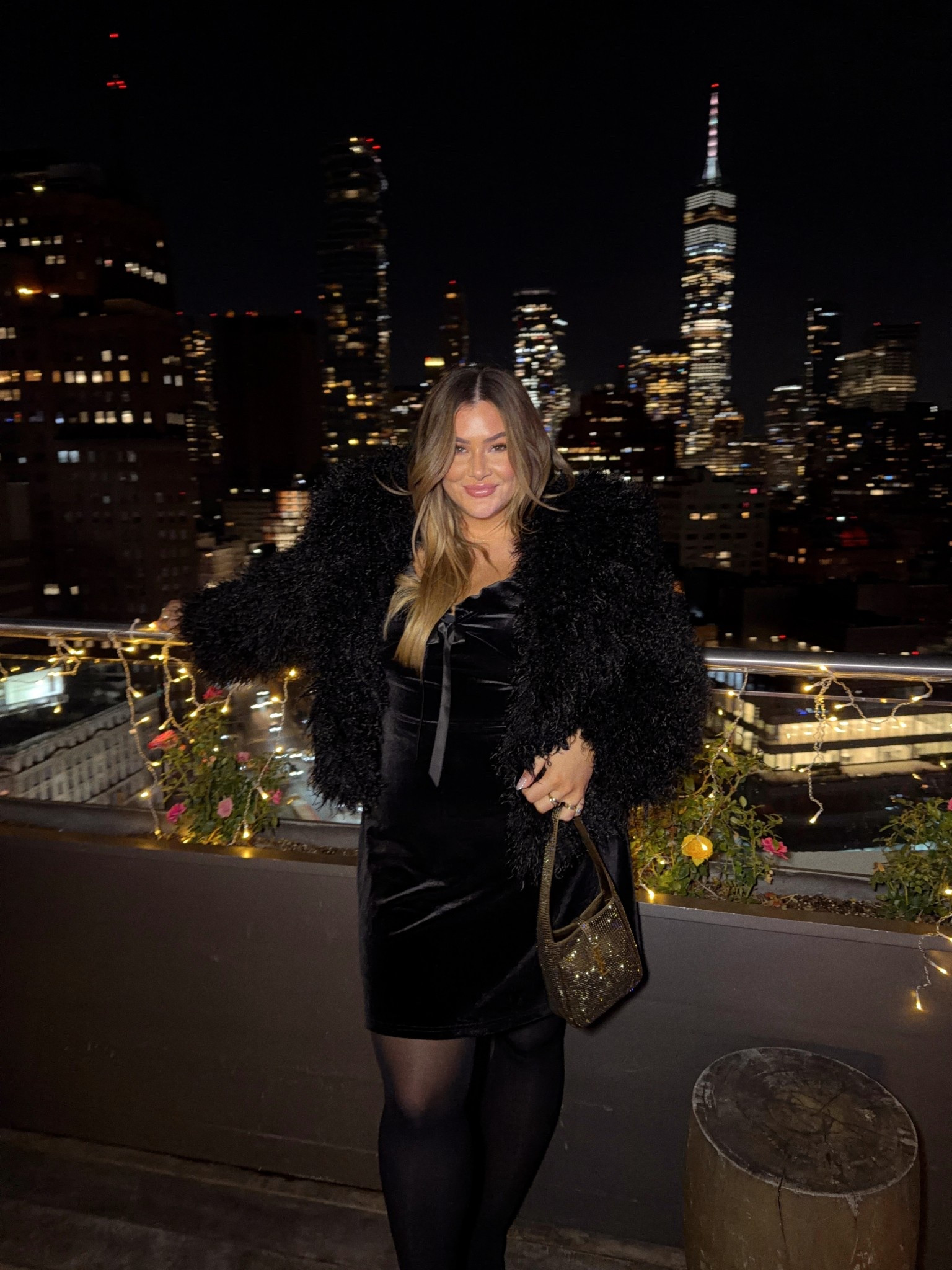 NYC Holiday Outfit ✨ wearing everything in a 1X! 

#LTKSeasonal #LTKHoliday #LTKMidsize