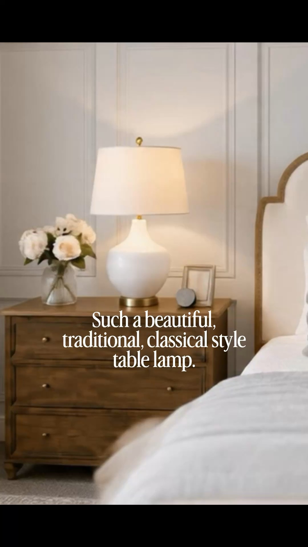 Been swooning over these glass table lamps for a while! I love the luminescence and the classic shape. 

#safaveigh #homedecor #tablelamps #nightstandlamps

#LTKHome