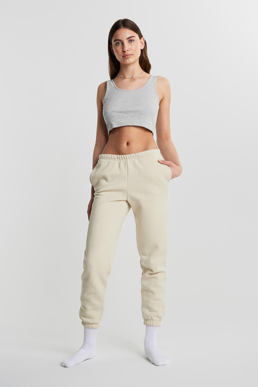 Basic sweatpants 24.99 EUR, Sweatpants - Kleider und Mode online - Gina Tricot | Gina Tricot SE