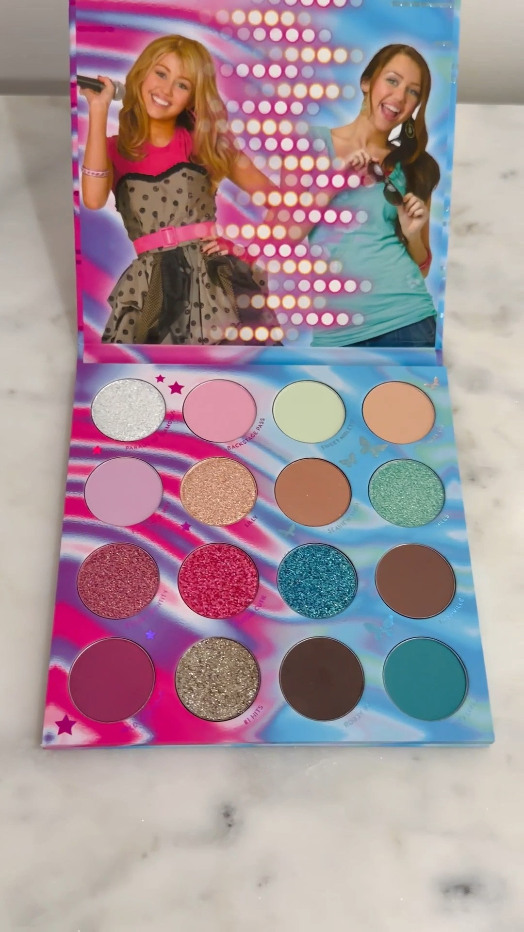 #ad #colourpop #cpparter #colourpophannahmontana YAY THIS IS NOW ONLINE!!!🙌😍

Say whaaaat? The ColourPop and Disney's Hannah Montana Collection celebrates the iconic pop star and 20th anniversary is happening!!⭐️🎤📀🎵🎀😍 Who’s never wanted the best of both worlds right?!😉 You now can have the best of both worlds!!!🙌🤩



Colourpop, new arrivals, affordable beauty, Hannah Montana collection, gift ideas

#LTKBeauty #LTKdayinmylife #LTKmomlife