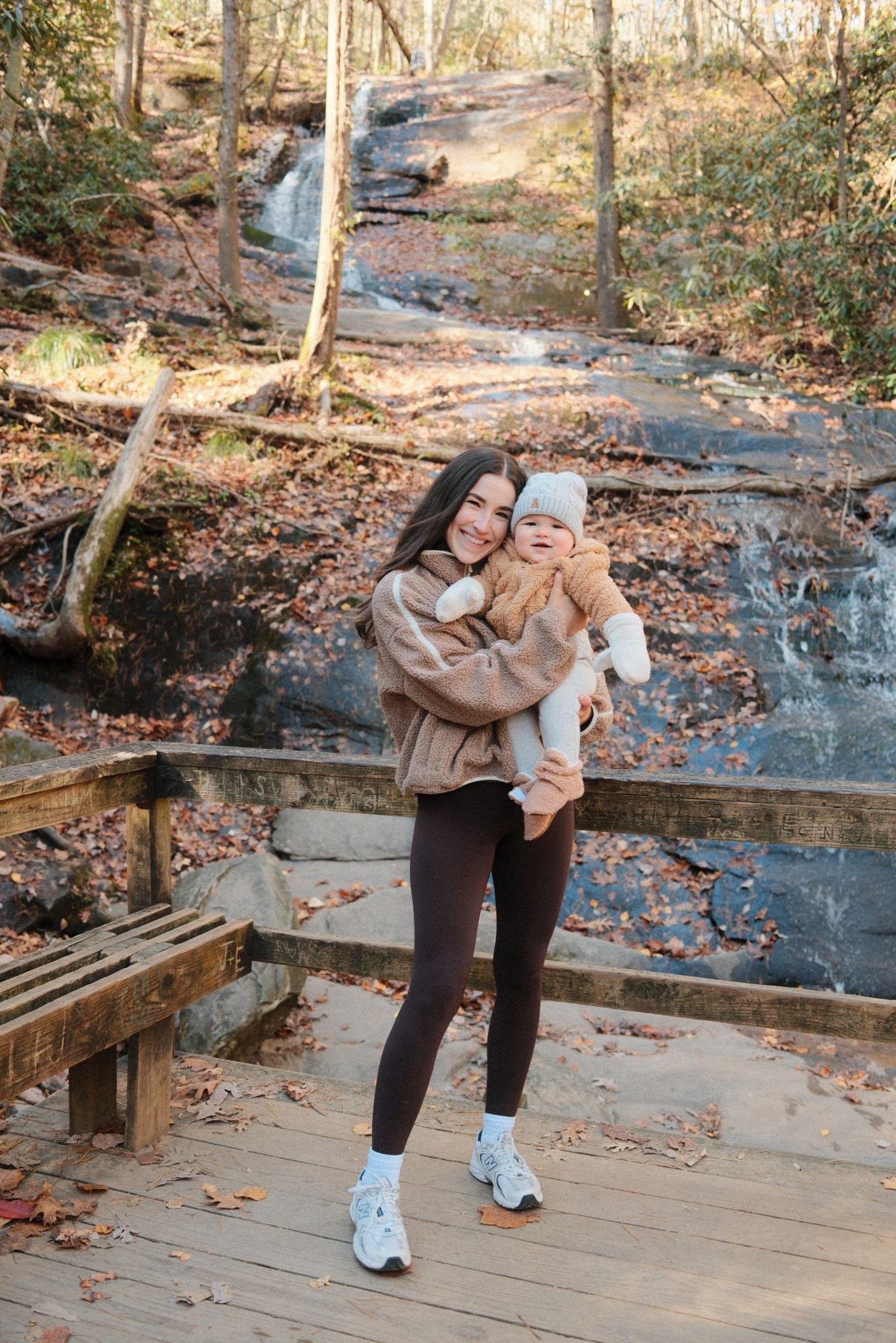 easy fall ootd for being outdoors 🤎

#LTKmomlife #LTKStyleTip #LTKActive