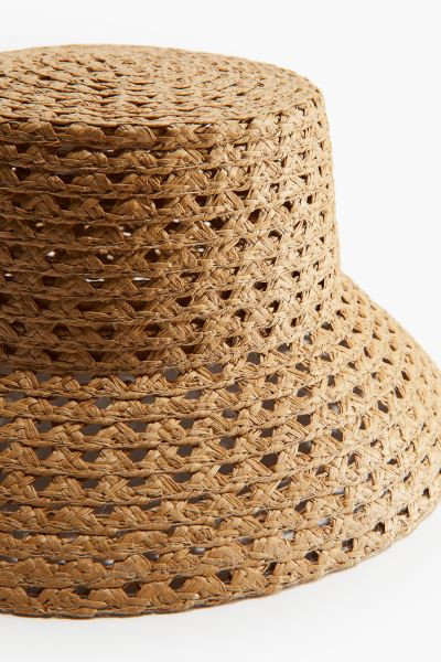 Straw hat | H&M (UK, MY, IN, SG, PH, TW, HK)