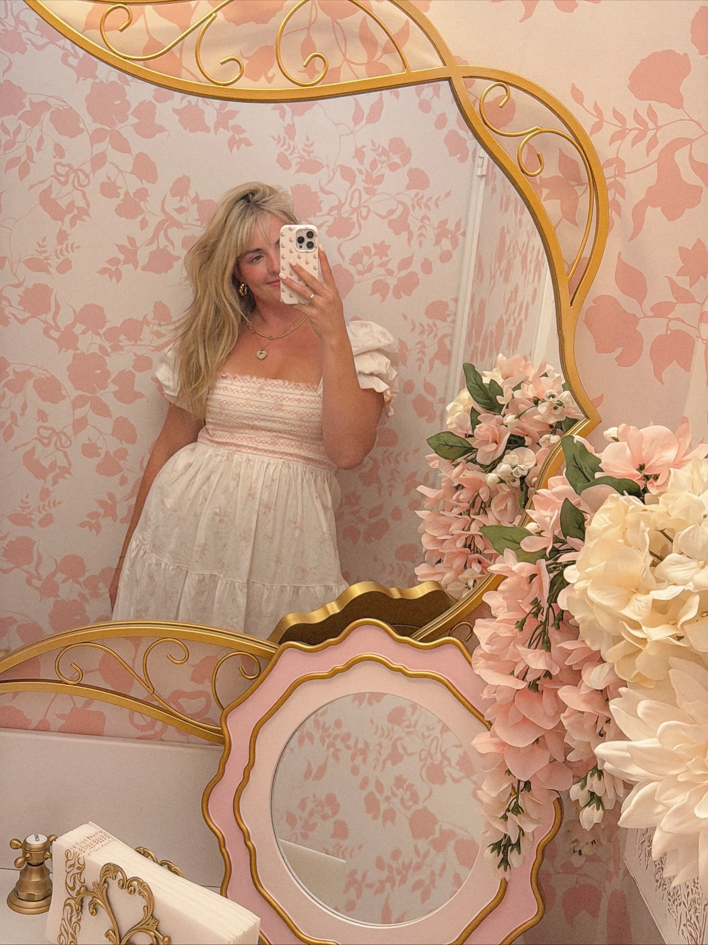 a very rydelly bathroom, she *cuteeee* 😍 wallpaper is from loomwell #bathroom #powderroom #wallpaper #pink

#LTKHome #LTKStyleTip