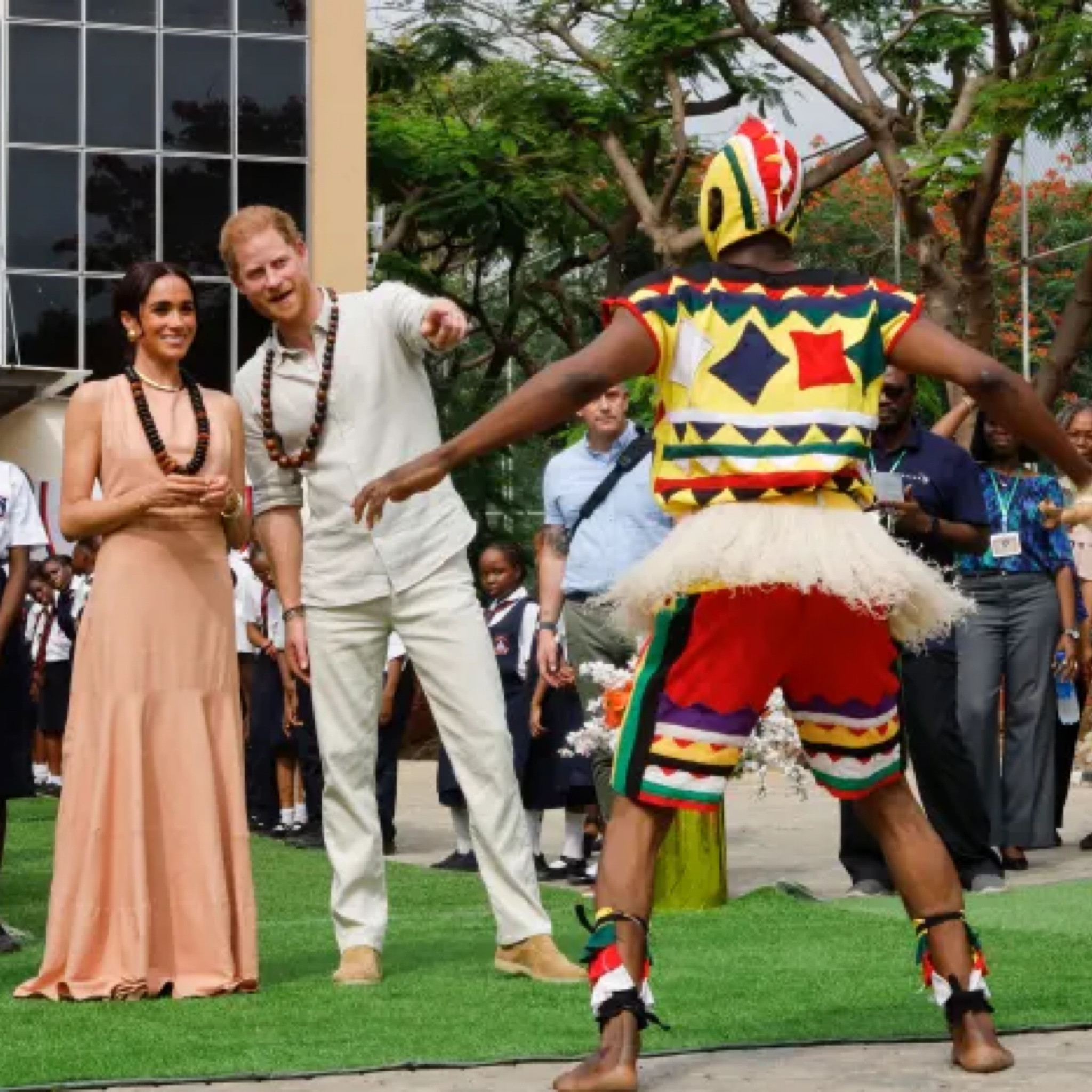 Meghan Markle wore a peach dress by one of her favorite brands at the moment, Heidi Merrick, for her first engagement in Australia. The dress, from the designer’s 2018 collection is no longer available but we found some great options! #MeghanMarkle 

#LTKtravel