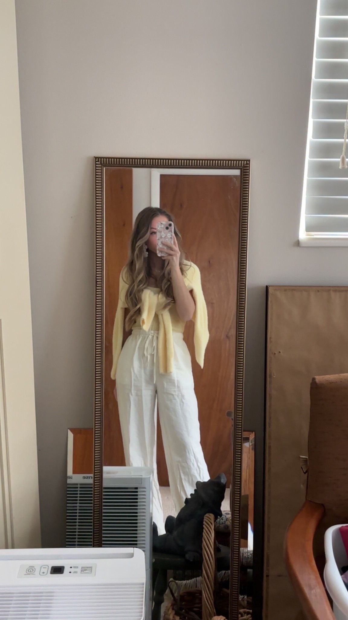Butter yellow and linen pants🧈☀️ best summer outfit combo👏🏼

#LTKSeasonal #LTKdayinmylife #LTKootd