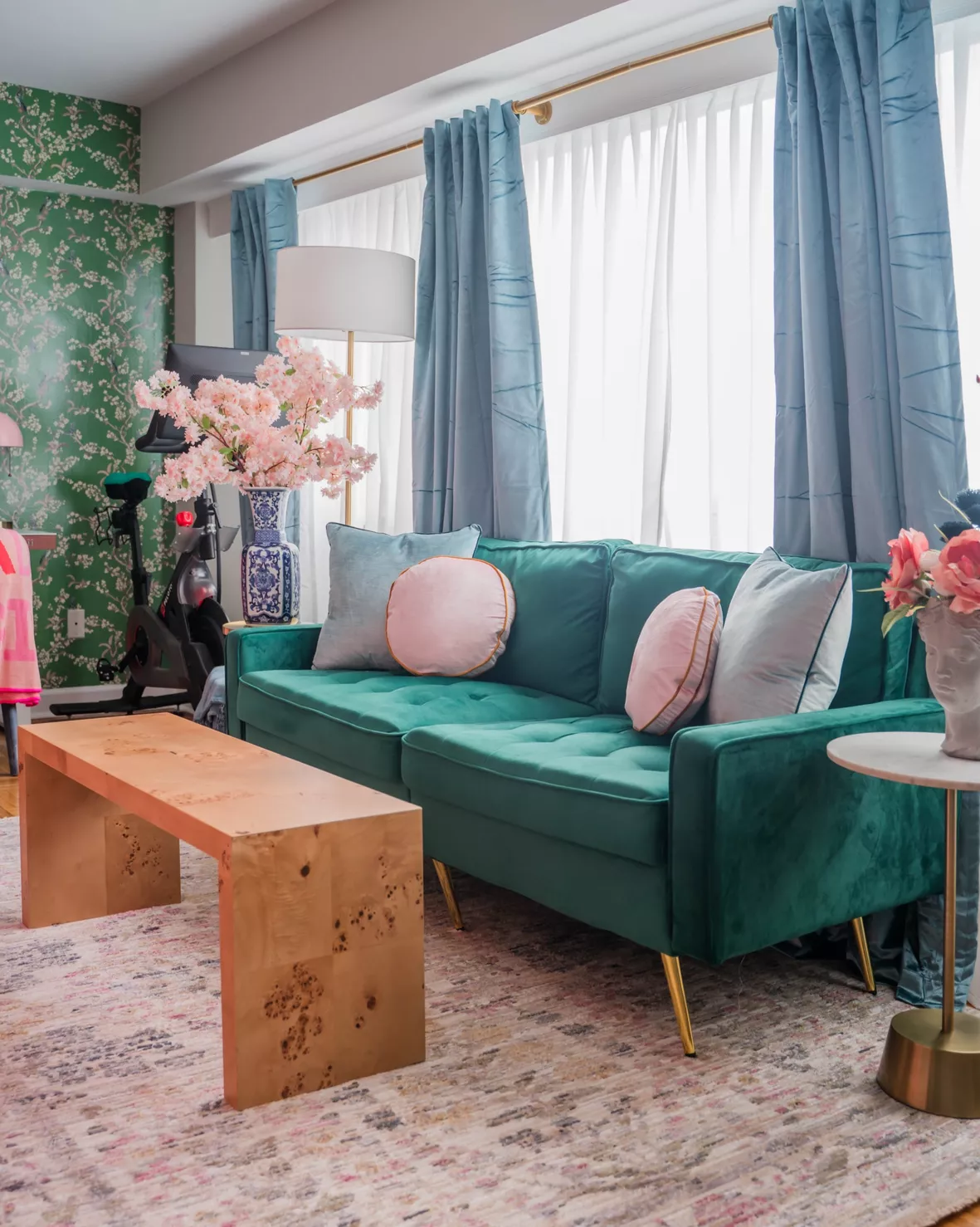 matron Gå i stykker Ulykke Emerald Green Velvet Fabric Sofa … curated on LTK